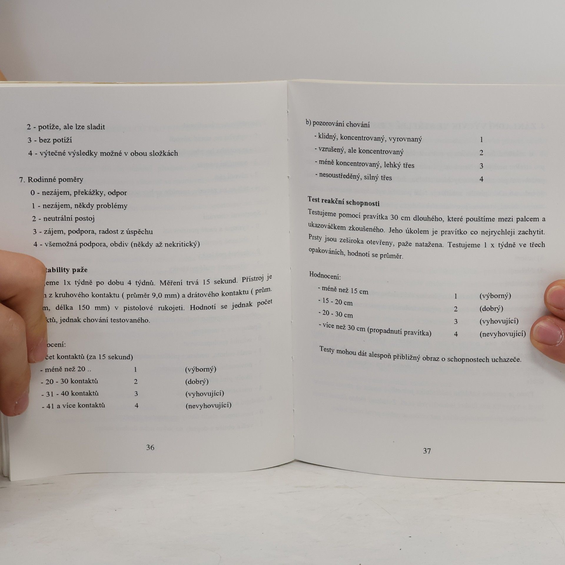 Autorenkollektiv Střílíme z pistole a revolveru