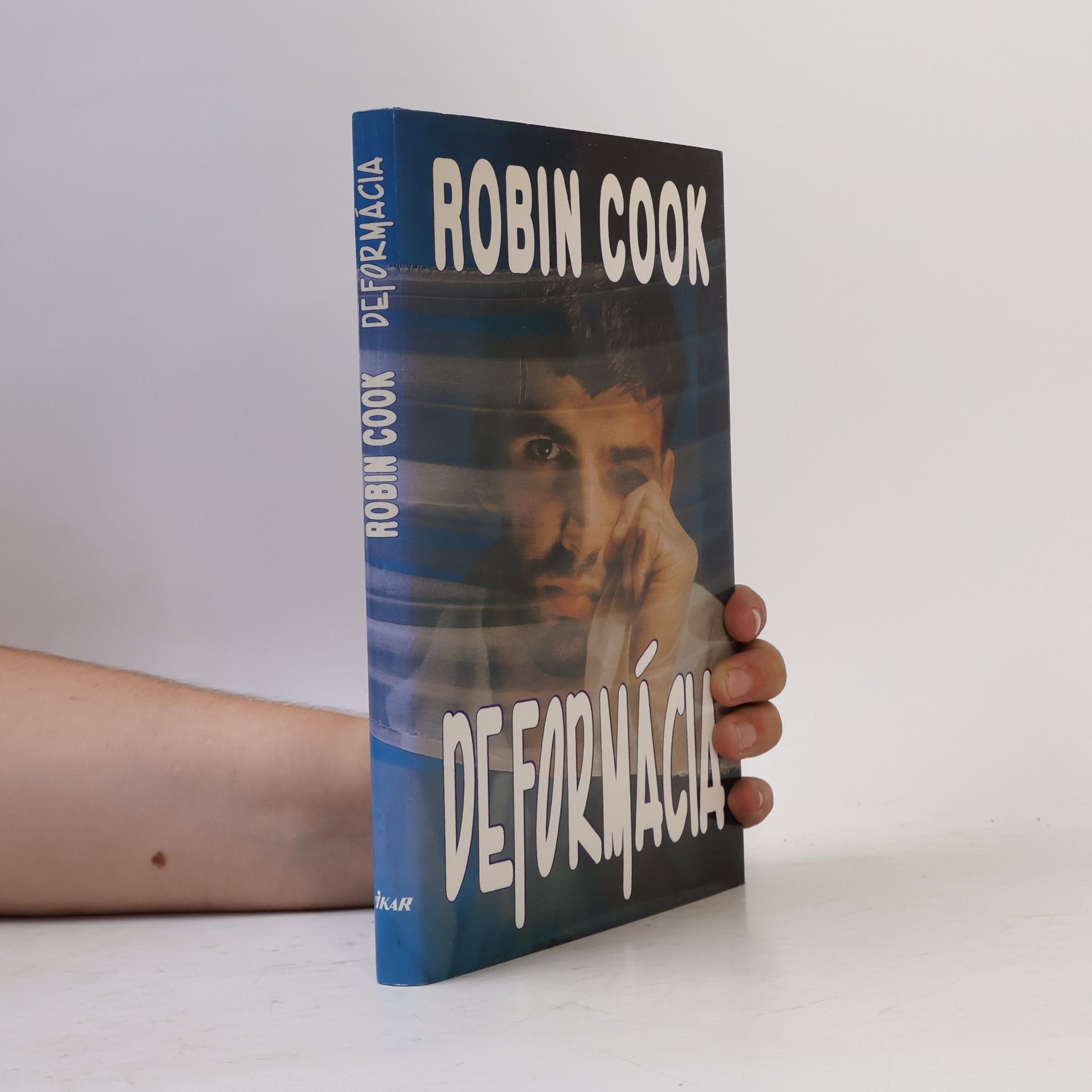 Robin Cook Deformácia