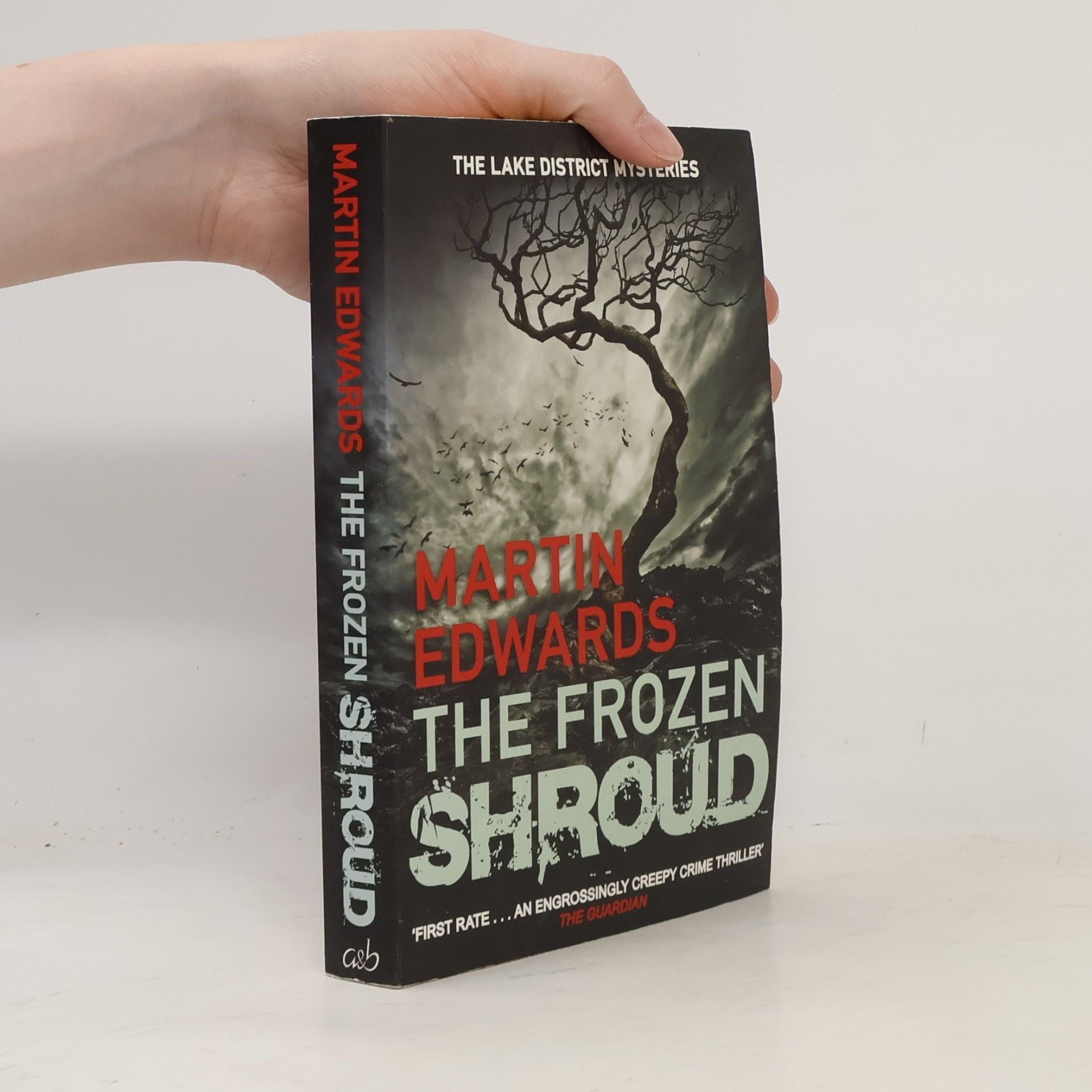 Martin Edwards The Frozen Shroud