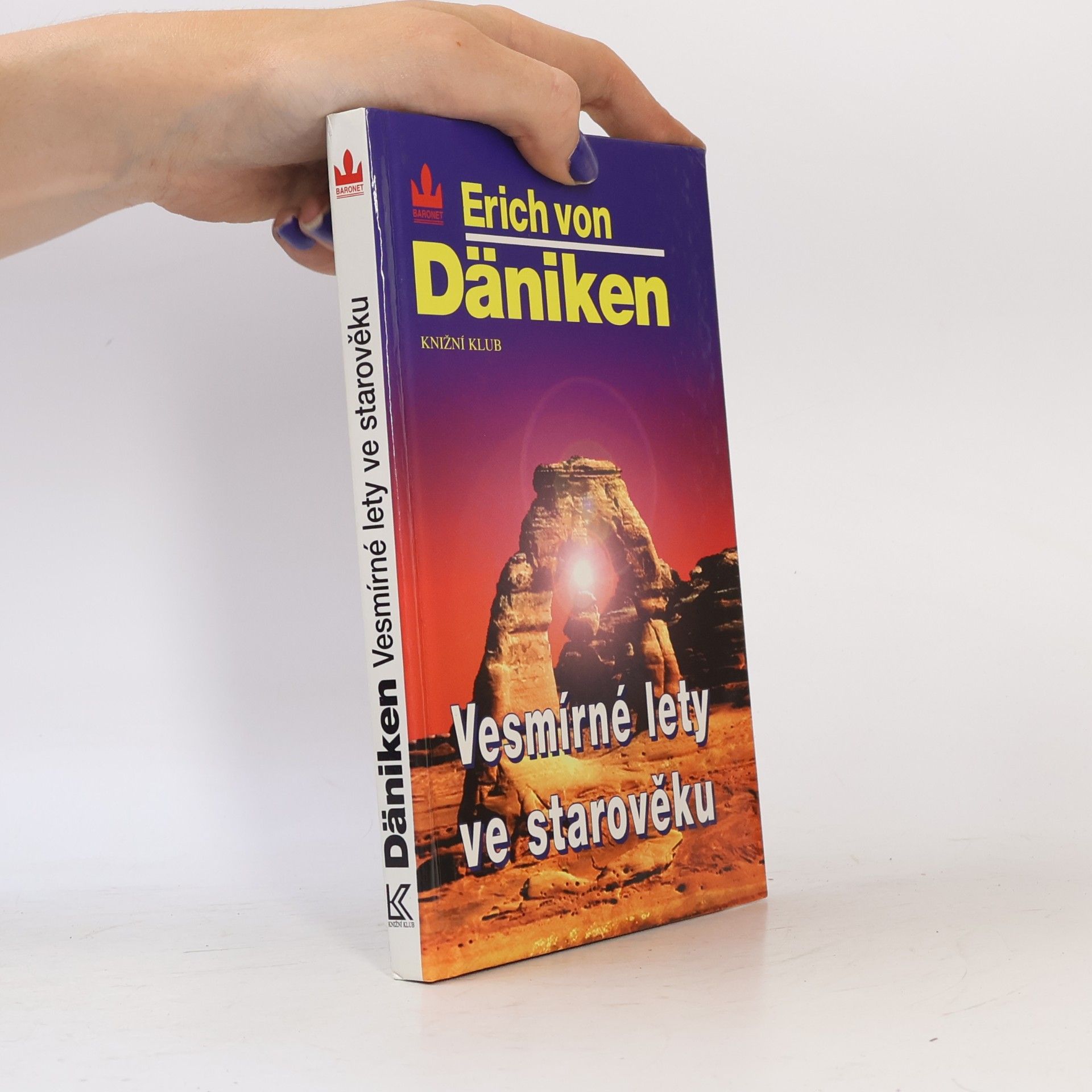Erich von Däniken Vesmírné lety ve starověku