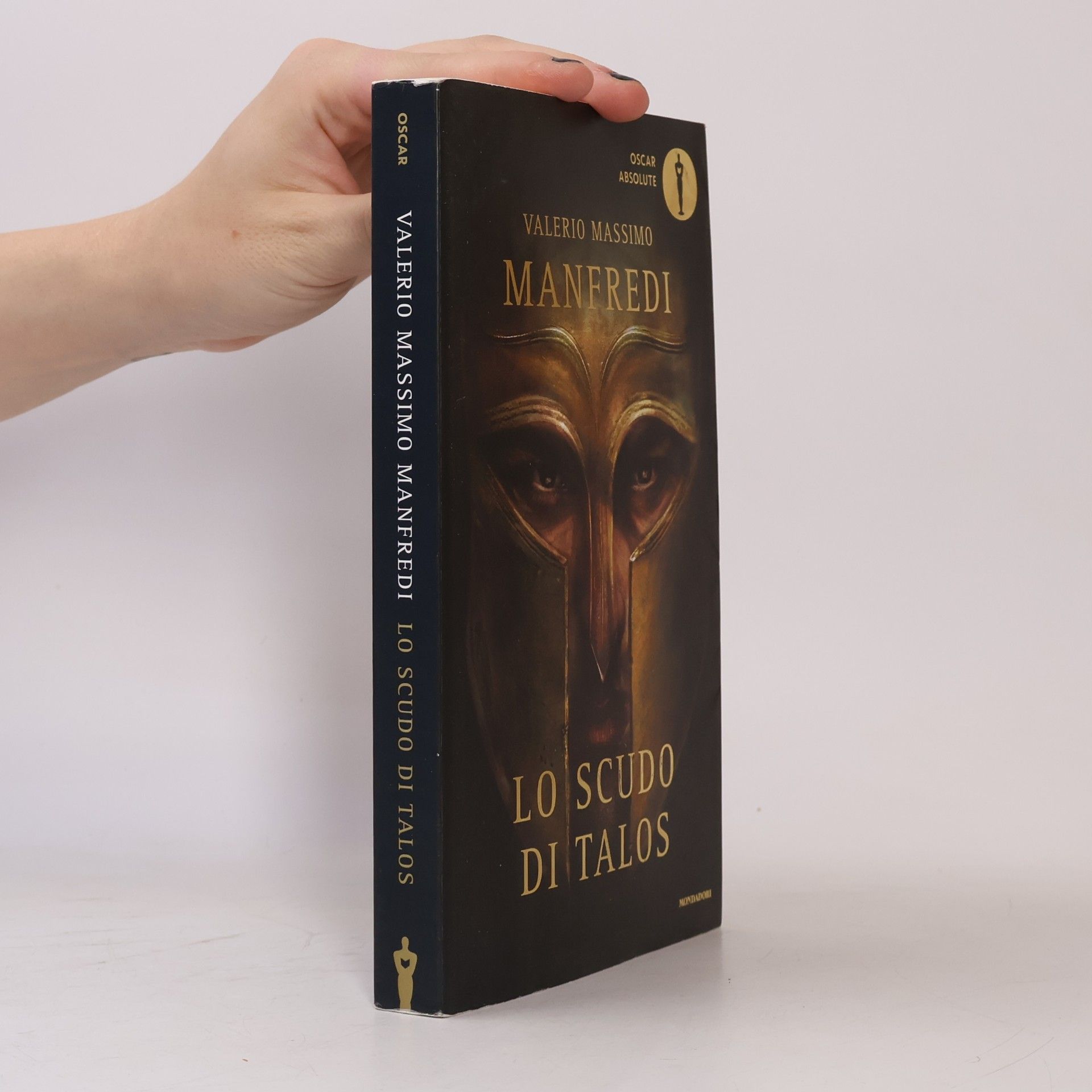 Valerio Massimo Manfredi Lo scudo di Talos