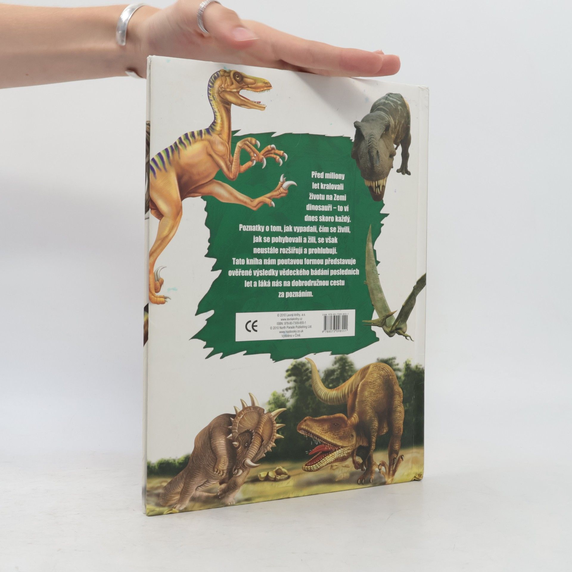 Kolektív autorov Nové obzory - Dinosauři: Dobrodružství ve světě dinosaurů Dinosauři Objevte prehistorický svět dinosaurů