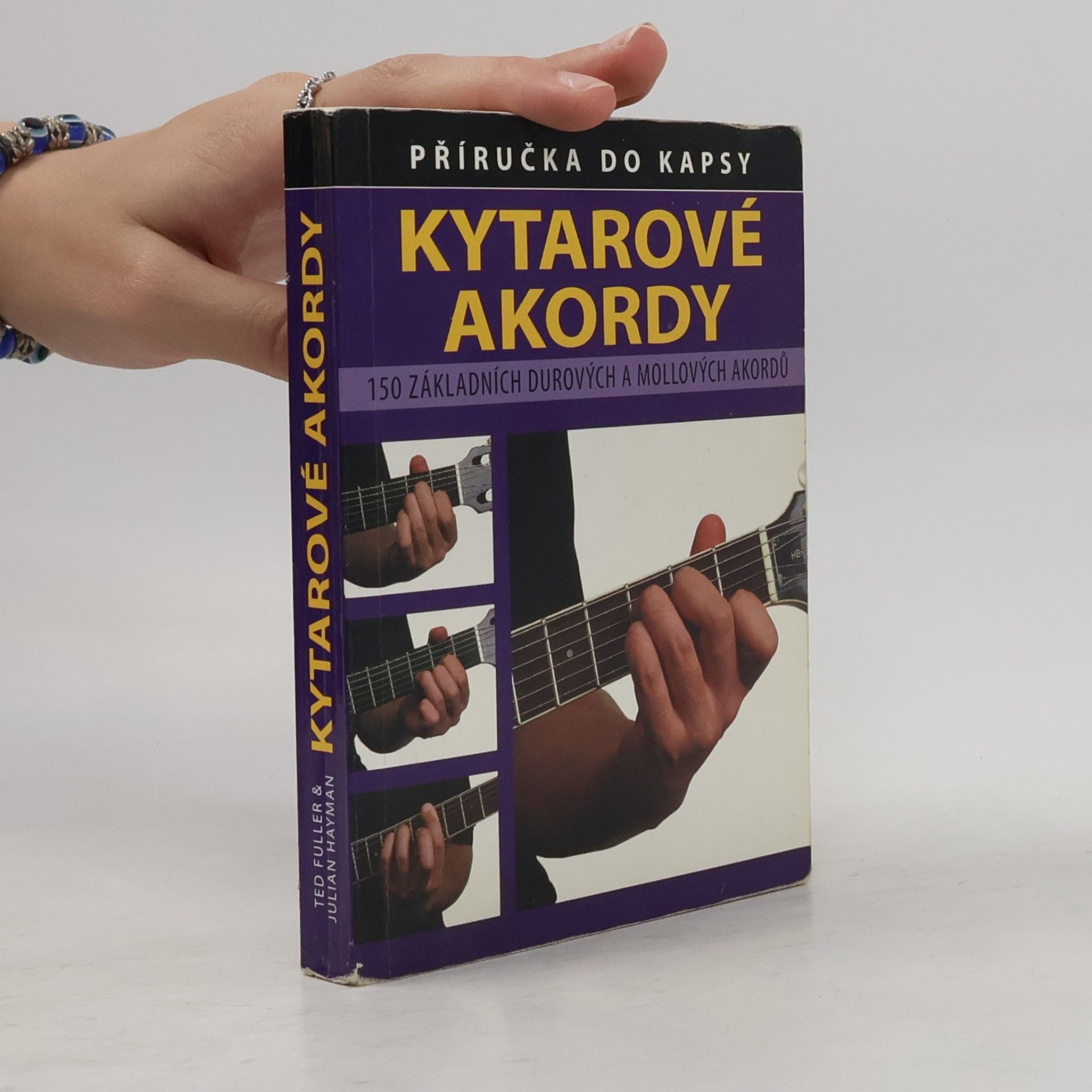 Vít Malinovský Základní kytarové akordy 150 základních durových a mollových akordů