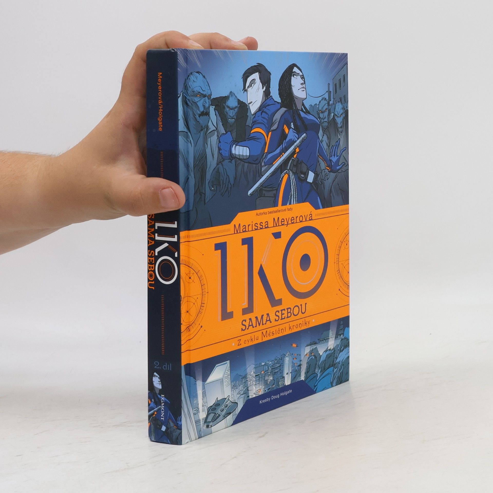 Marissa Meyer Iko sama sebou