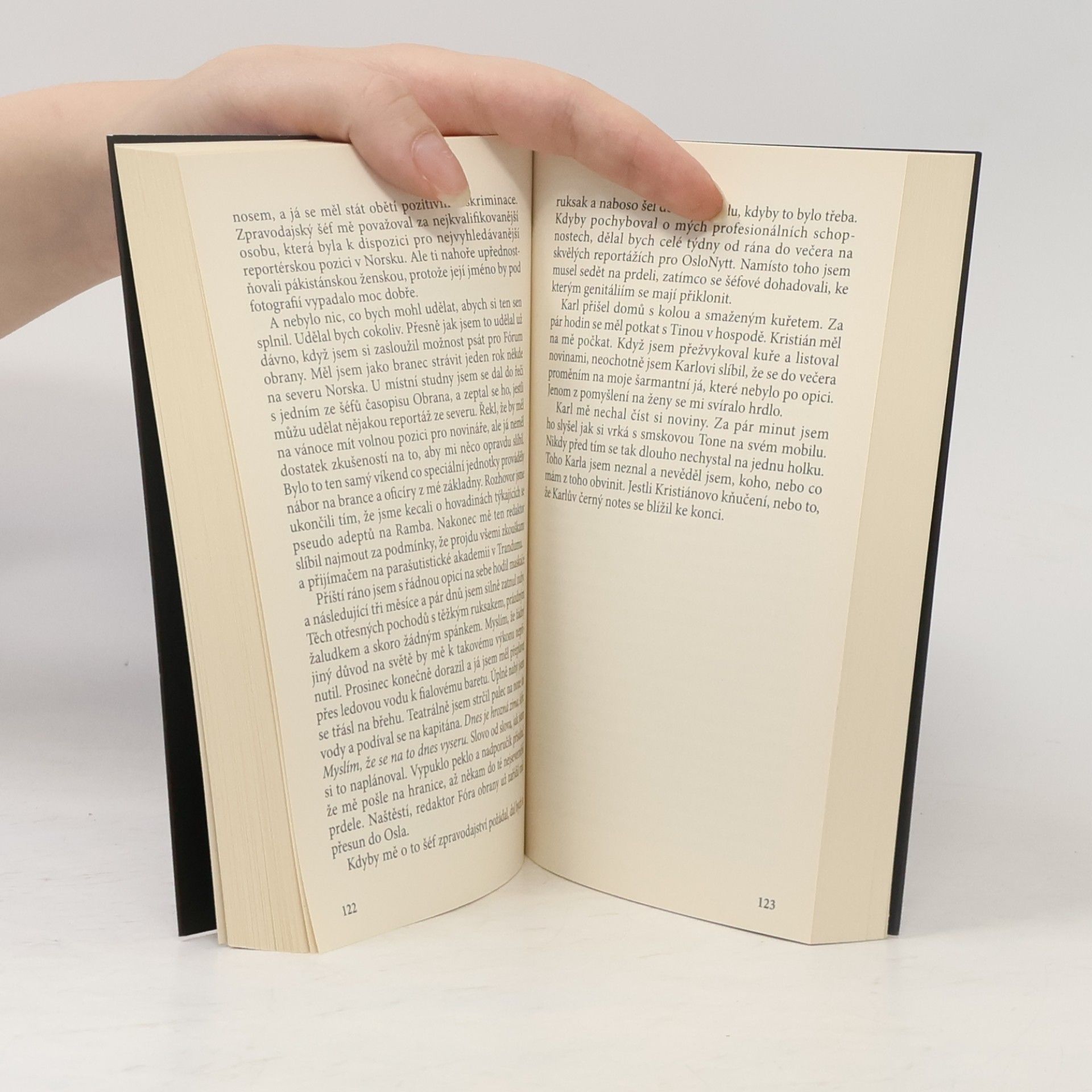 Mads Larsen Holokoulí