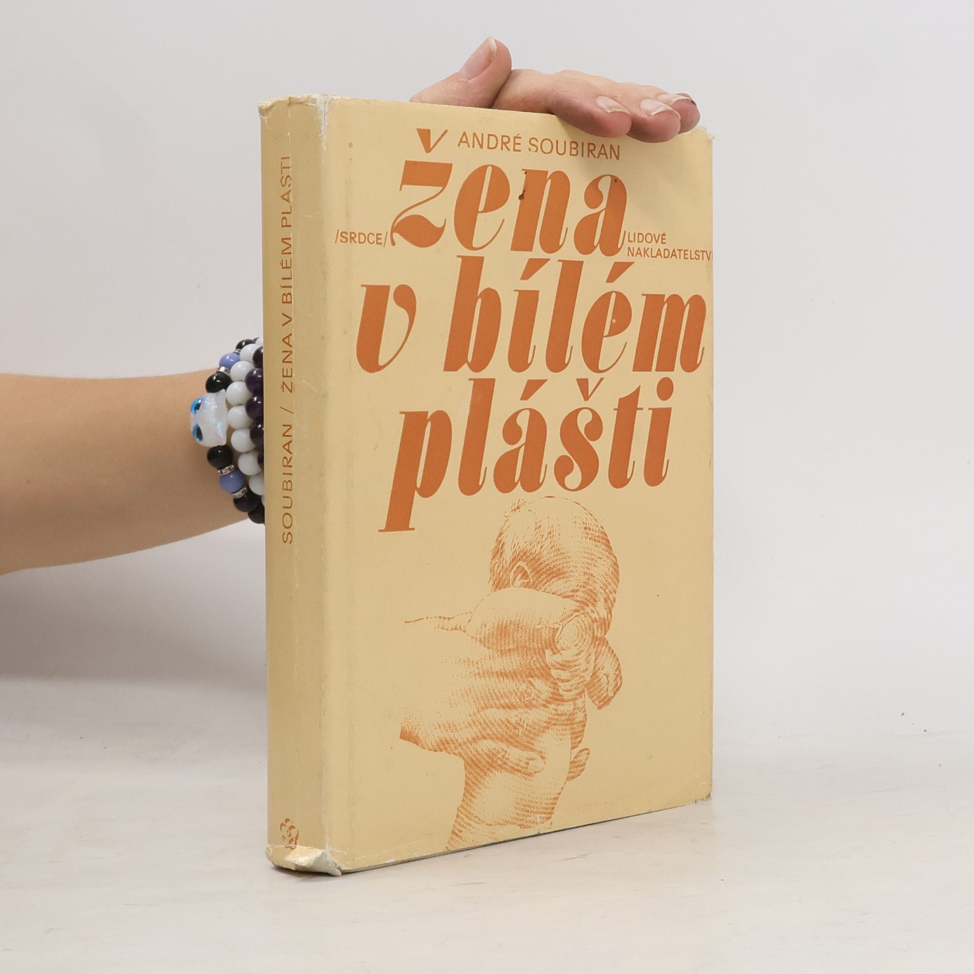 André Soubiran Žena v bílém plášti