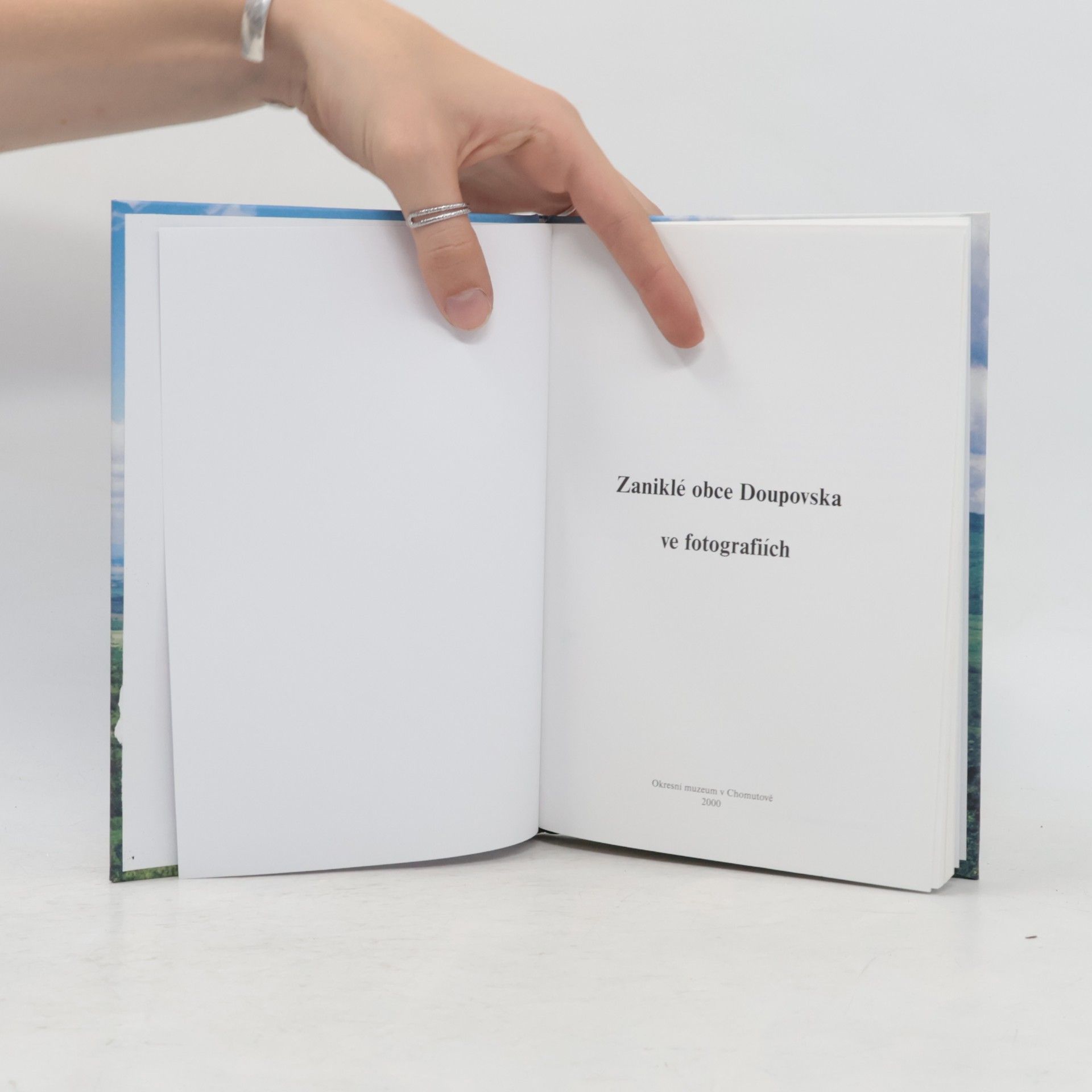 Autorenkollektiv Zaniklé obce Doupovska ve fotografii