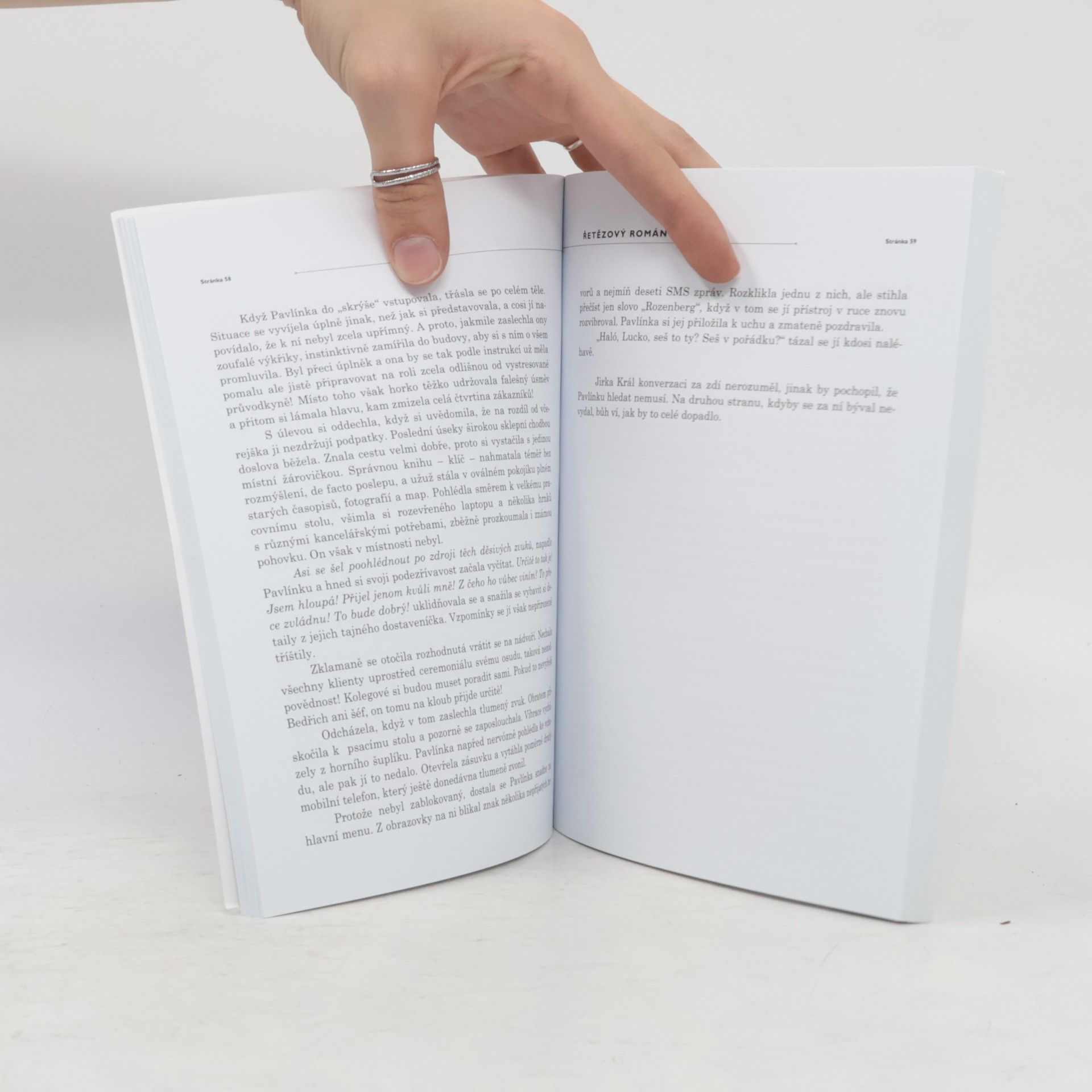 Autorenkollektiv Uzamčení: Řetězový román