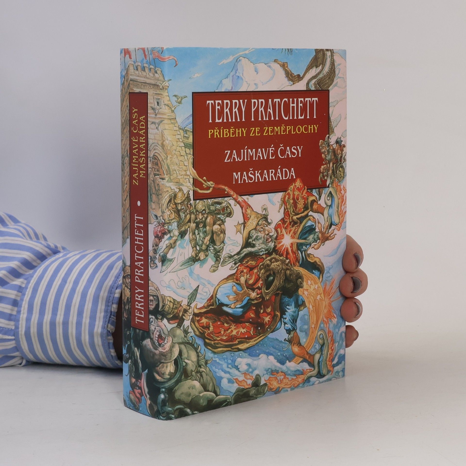 Terry Pratchett Zajímavé časy / Maškaráda