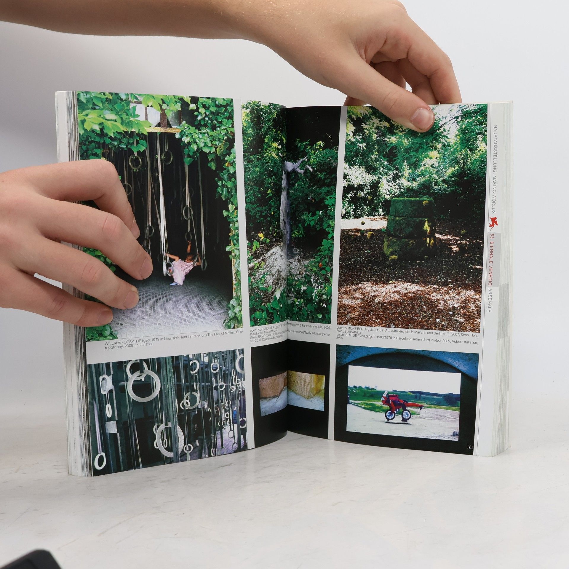 kolektiv Kunstforum 198: Making Worlds