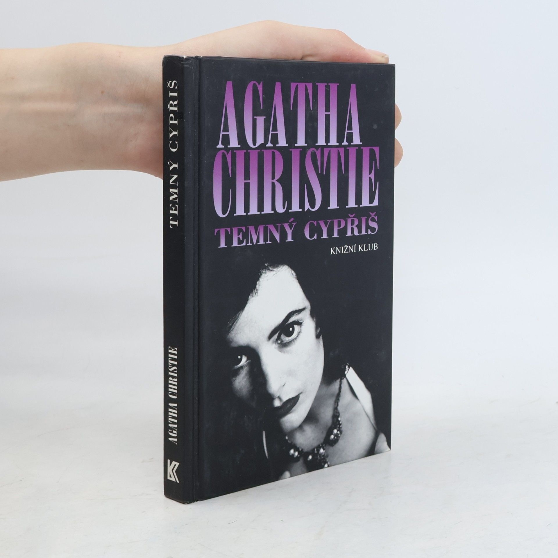 Agatha Christie Temný cypřiš