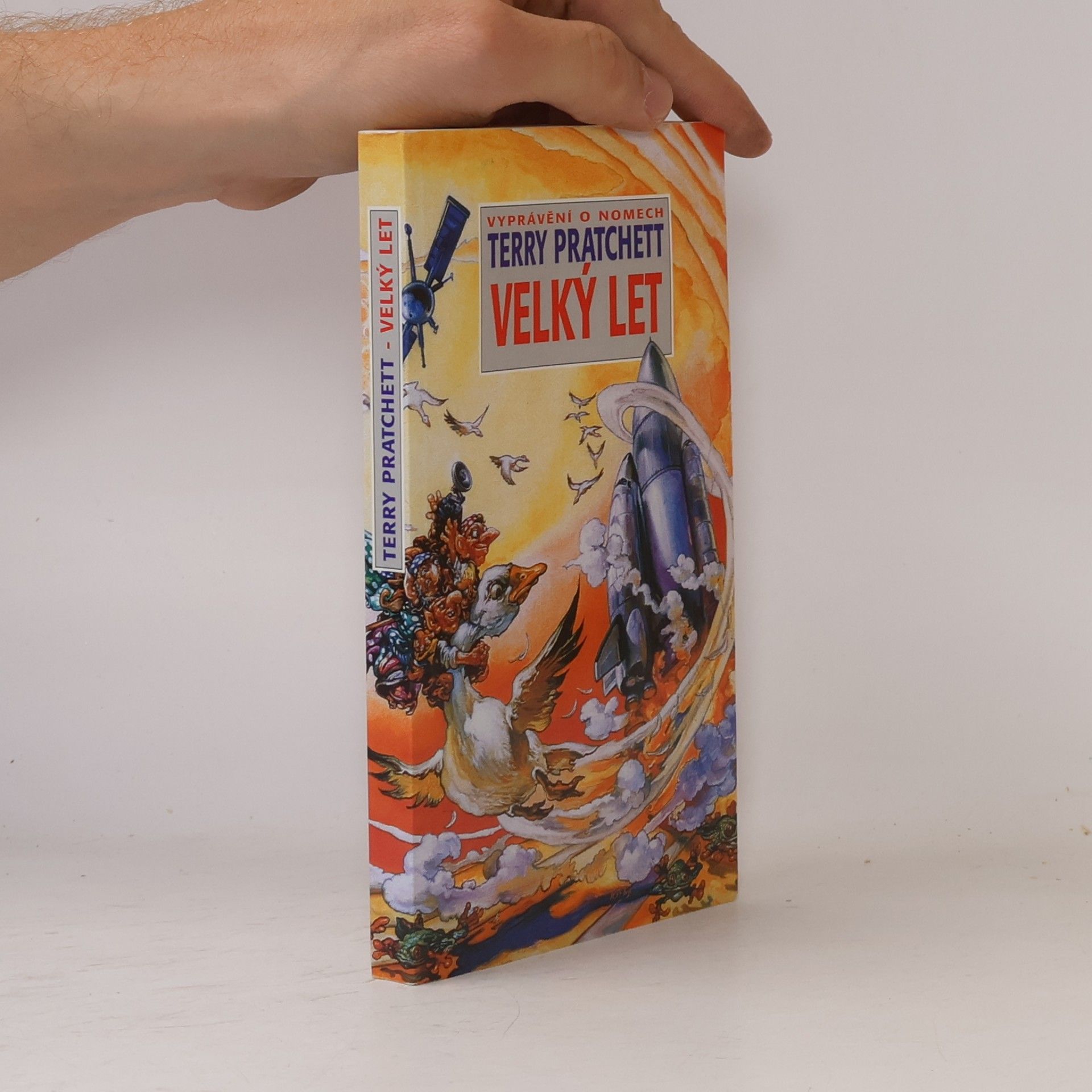 Terry Pratchett Velký let. Vyprávění o nomech. 3. díl