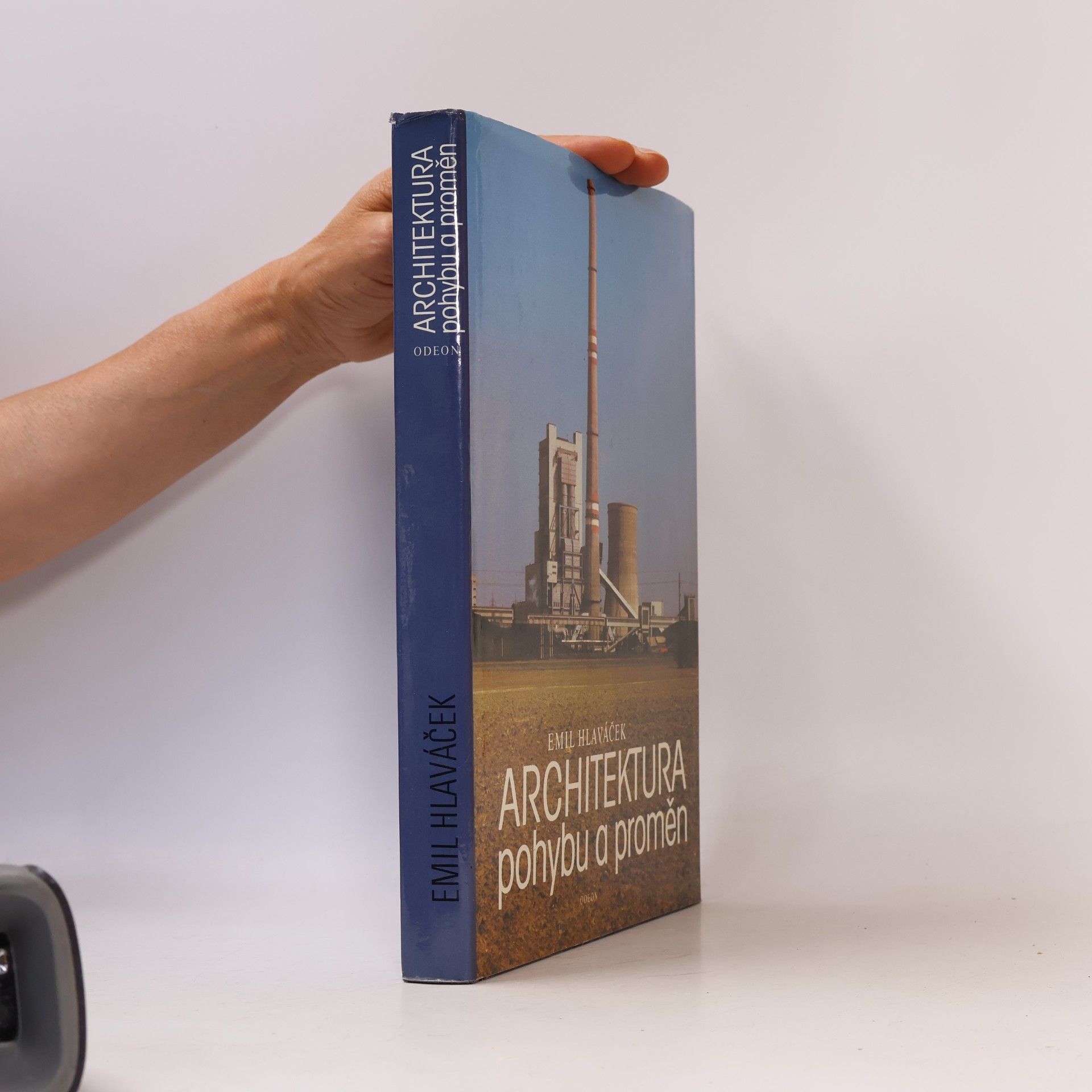 Emil Hlaváček Architektura pohybu a proměn