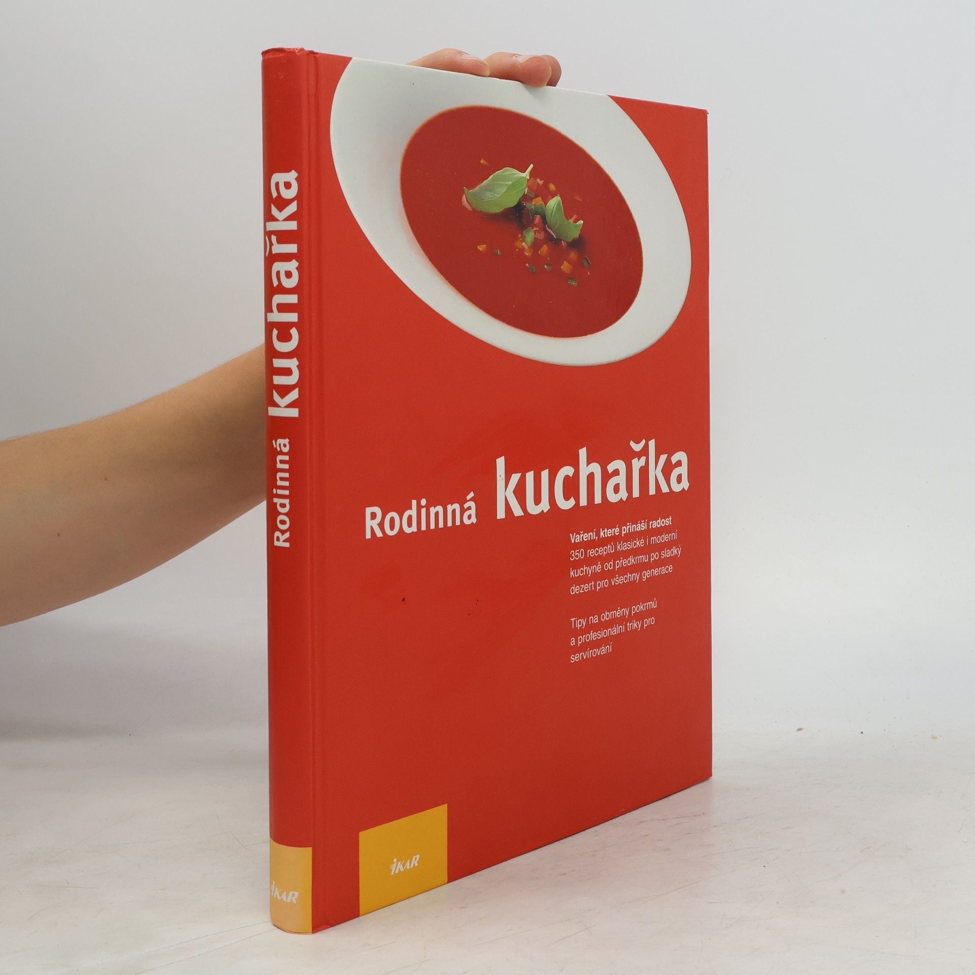 Dirk Albrecht Rodinná kuchařka: Recepty, které zítra budou klasikou
