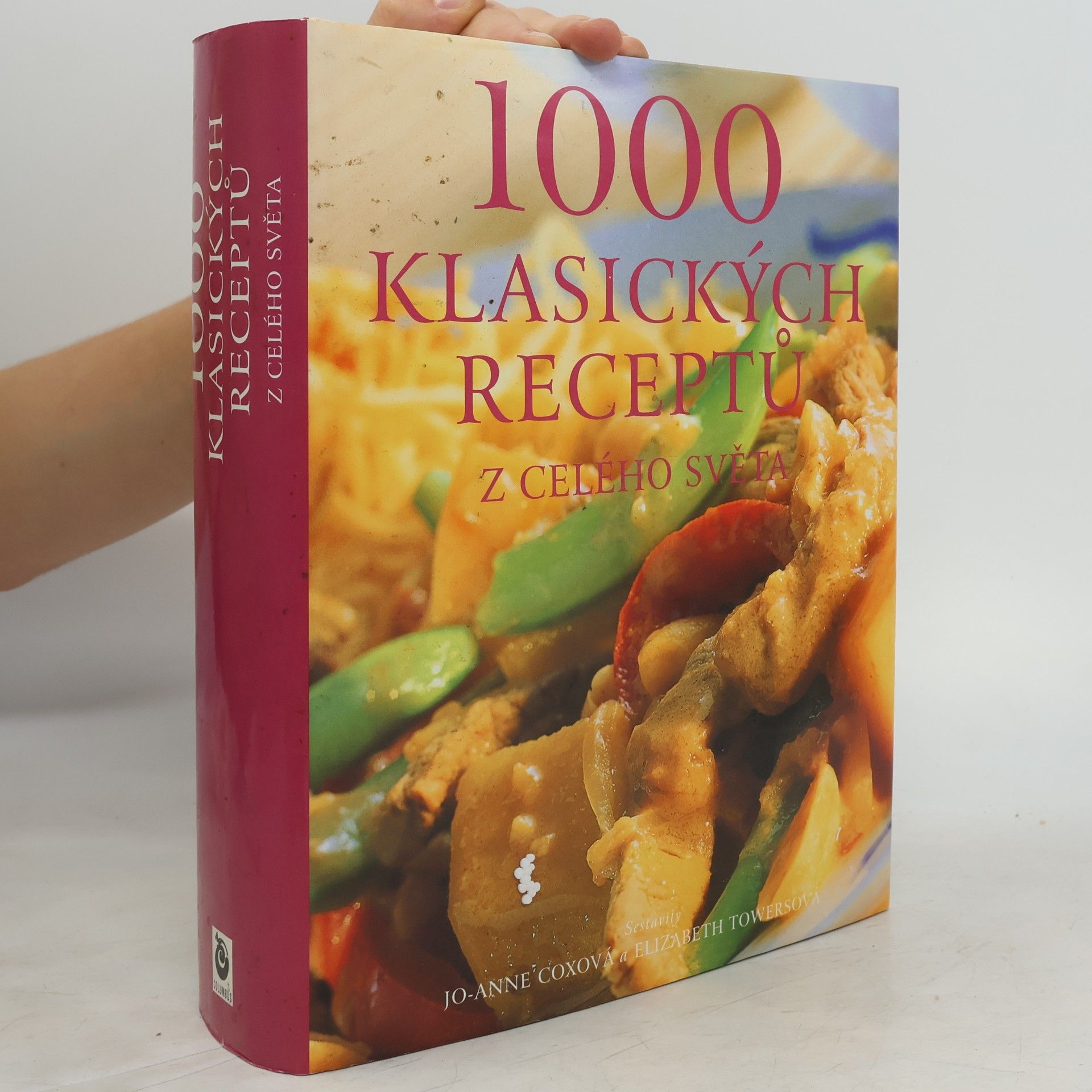 Jo Cox 1000 klasických receptů z celého světa