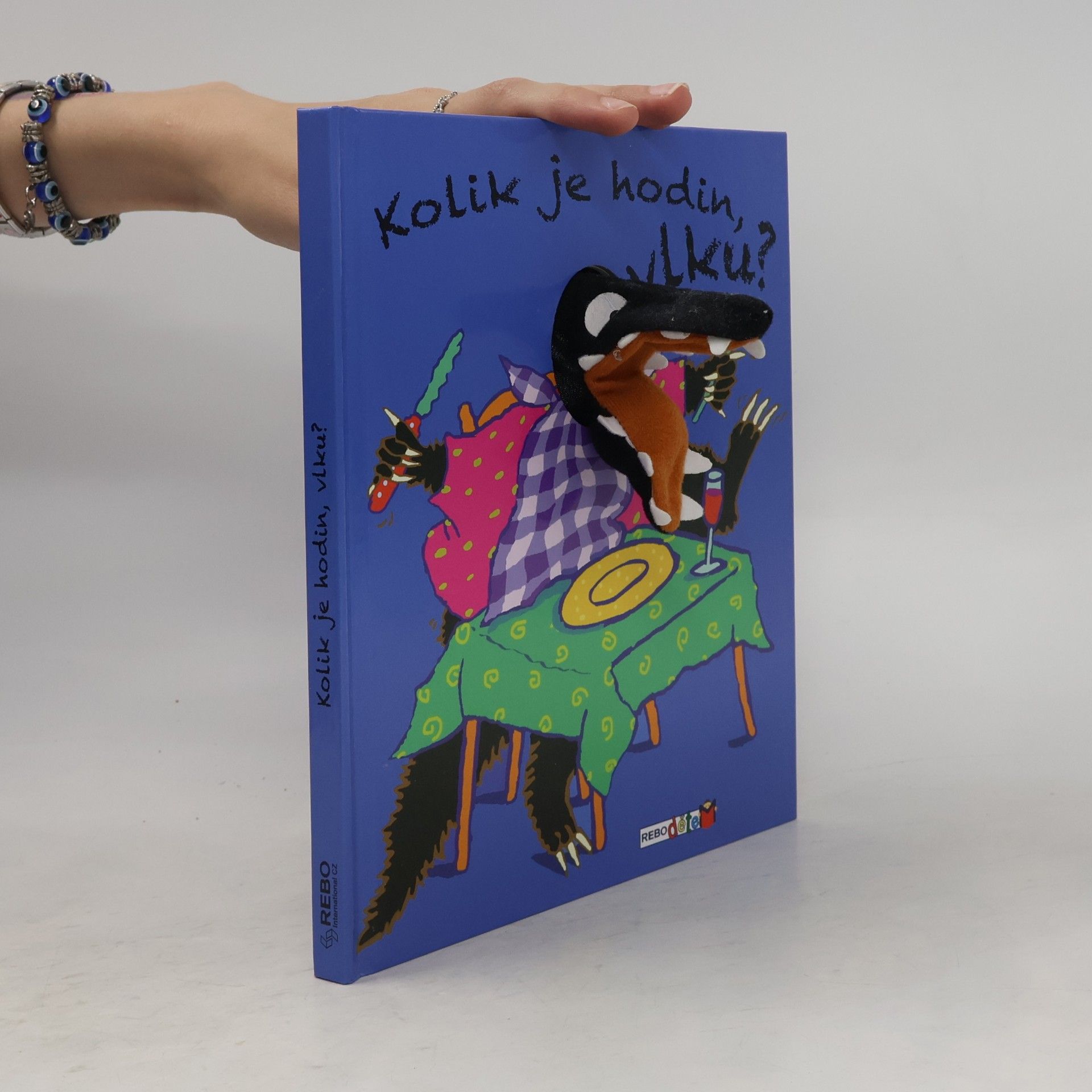 Annie Kubler Kolik je hodin, vlku?