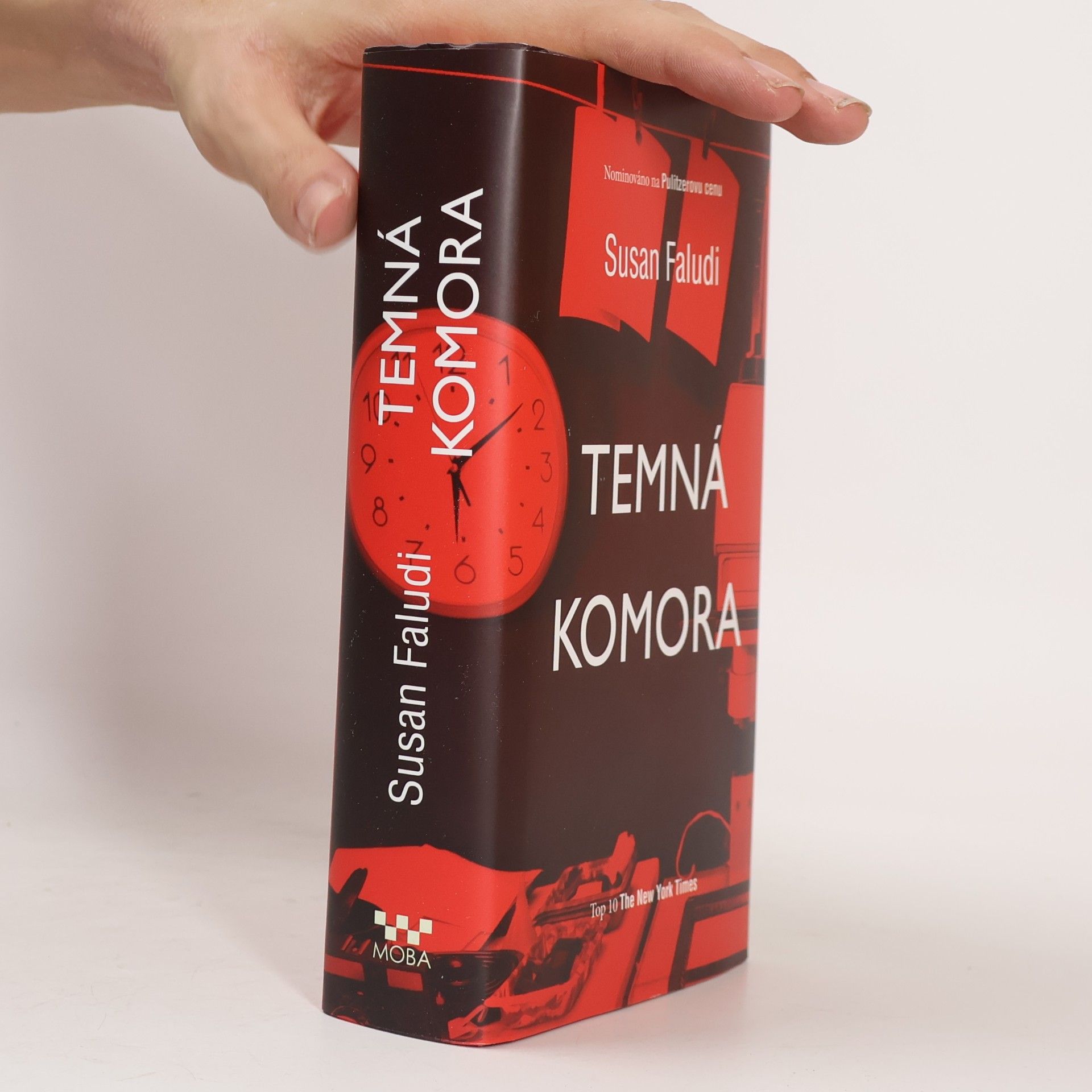 Susan Faludi Temná komora