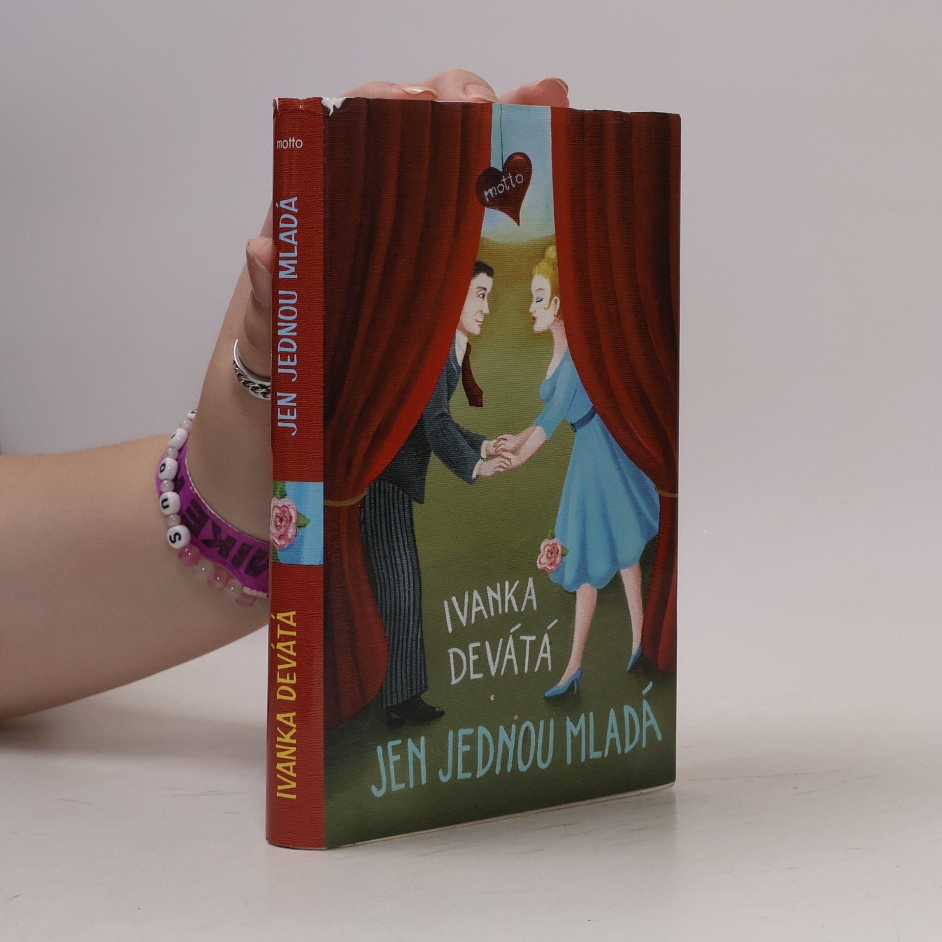 Ivanka Devátá Jen jednou mladá