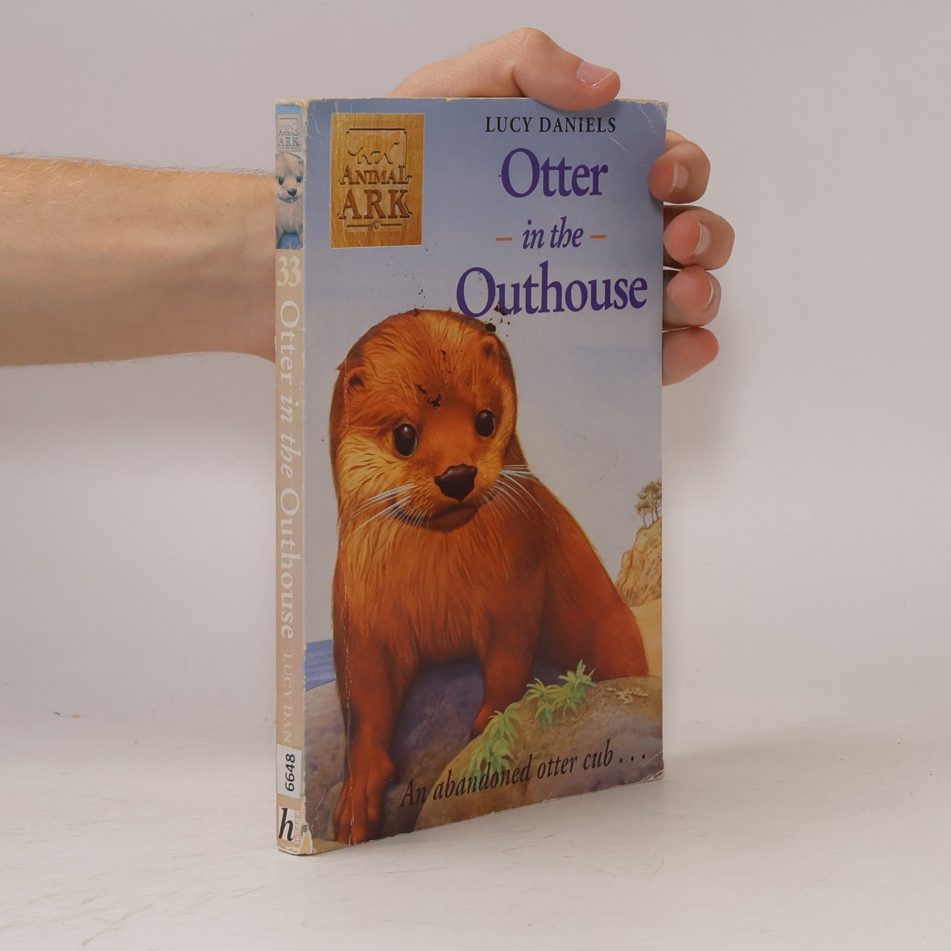 Animal Ark - 33: Otter in the Outhouse