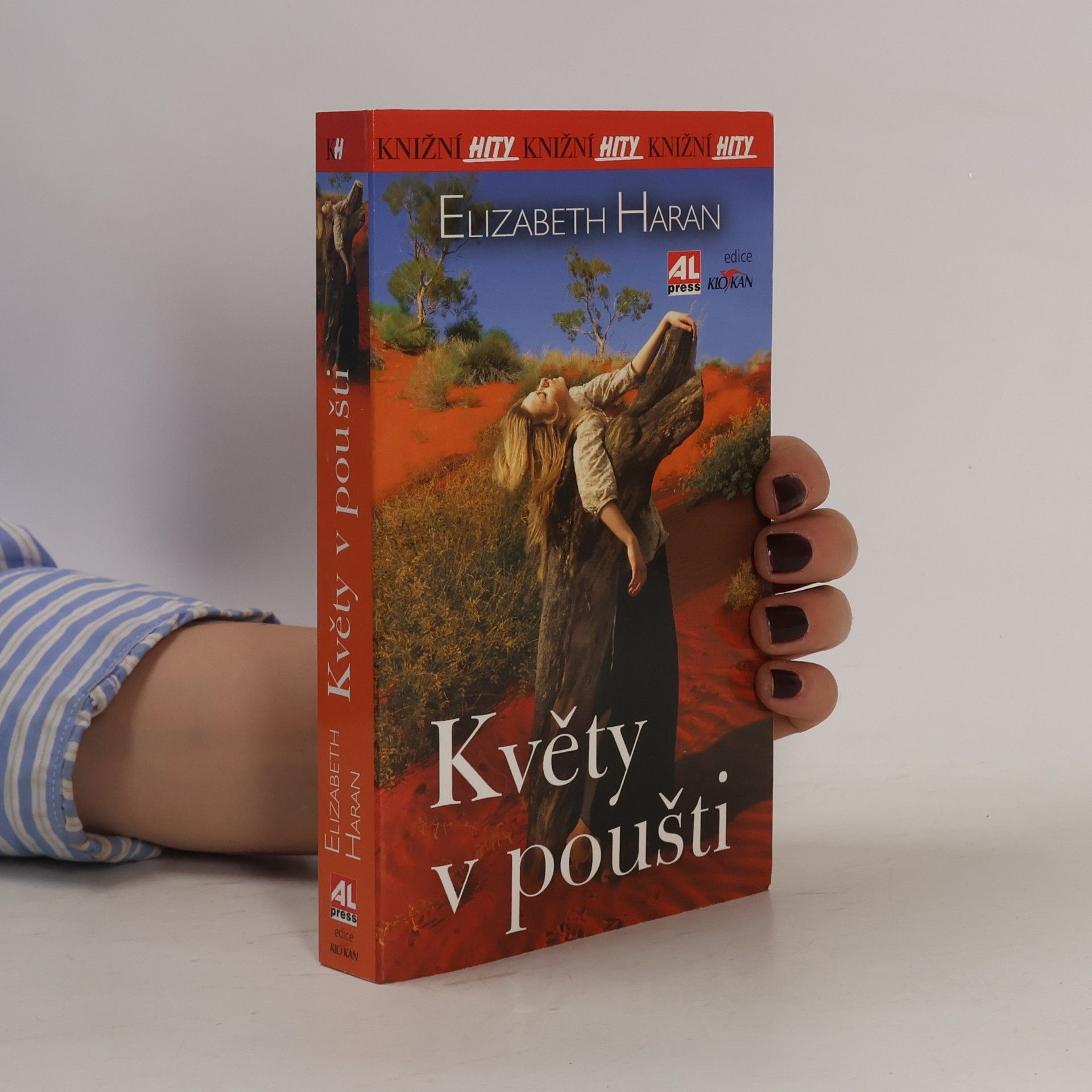 Elizabeth Haran Květy v poušti