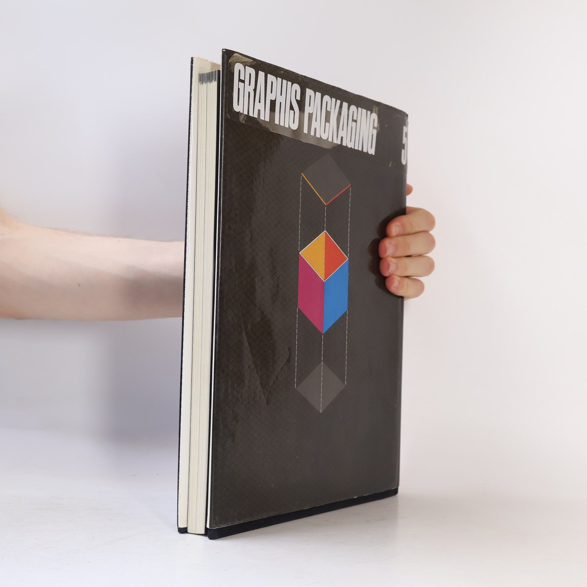 B. Martin Pedersen Graphis Packaging 5