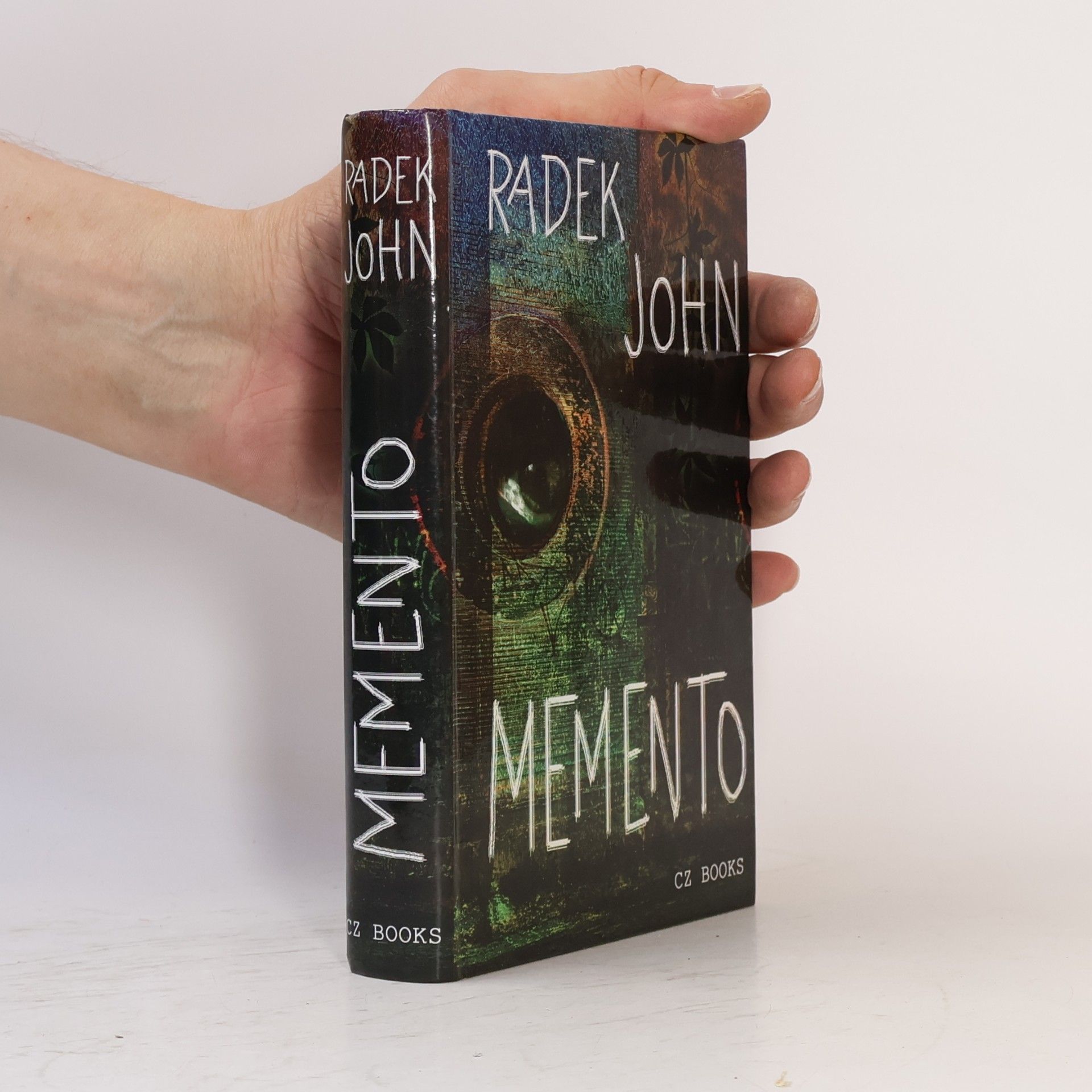 Radek John Memento