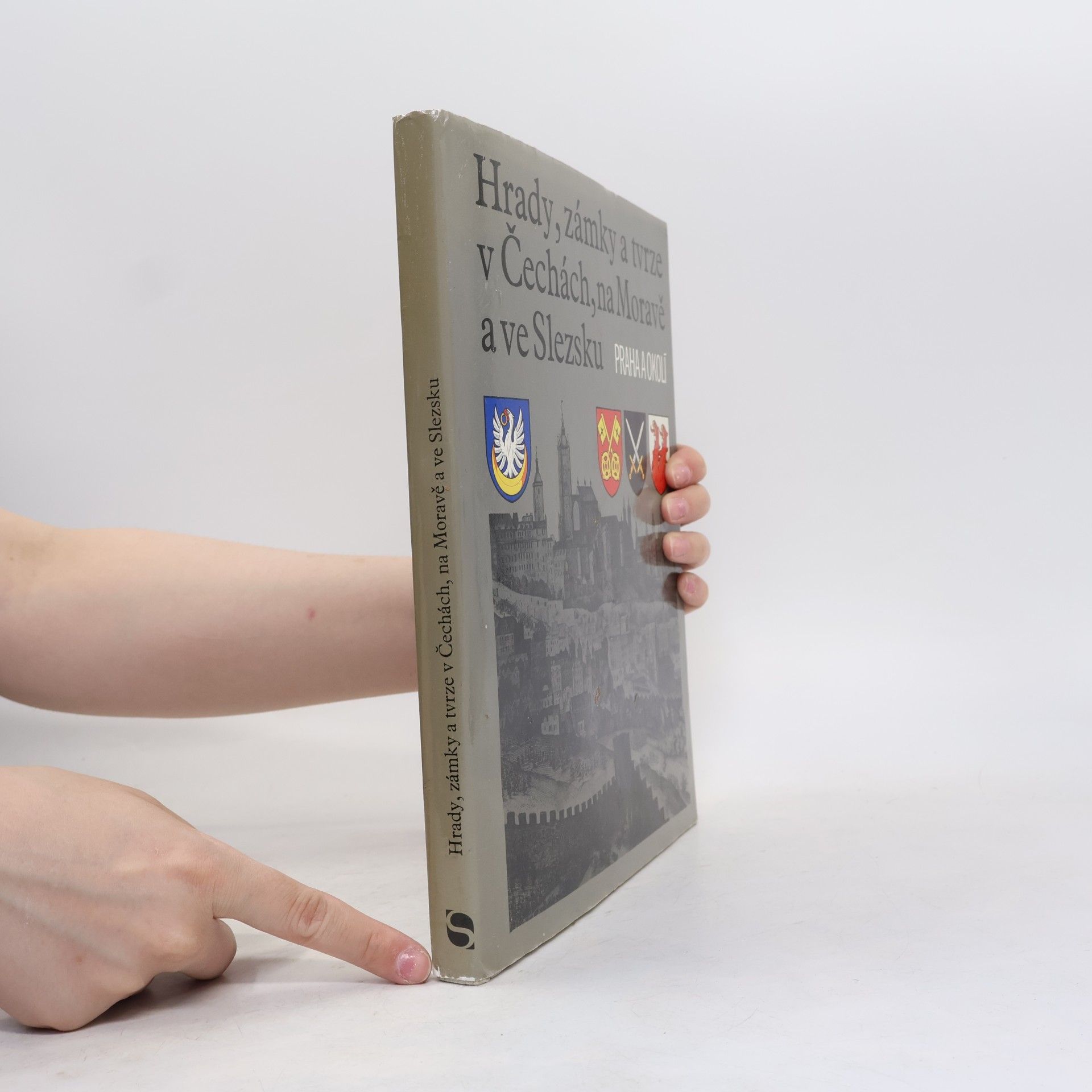 Various authors Hrady, zámky a tvrze v Čechách, na Moravě a ve Slezsku VII. Praha a okolí
