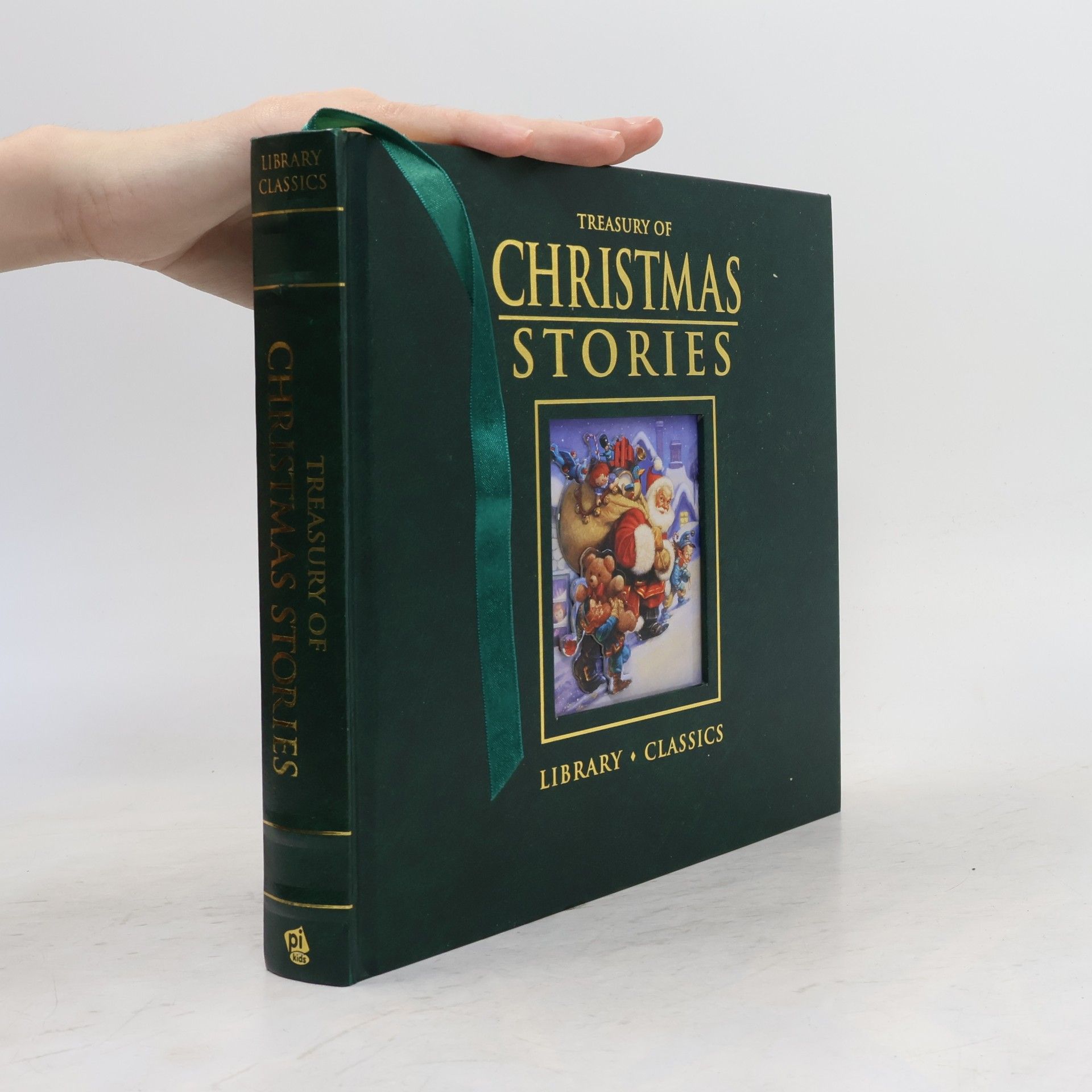 Ltd. Editors of Publications International Treasury of Christmas Stories
