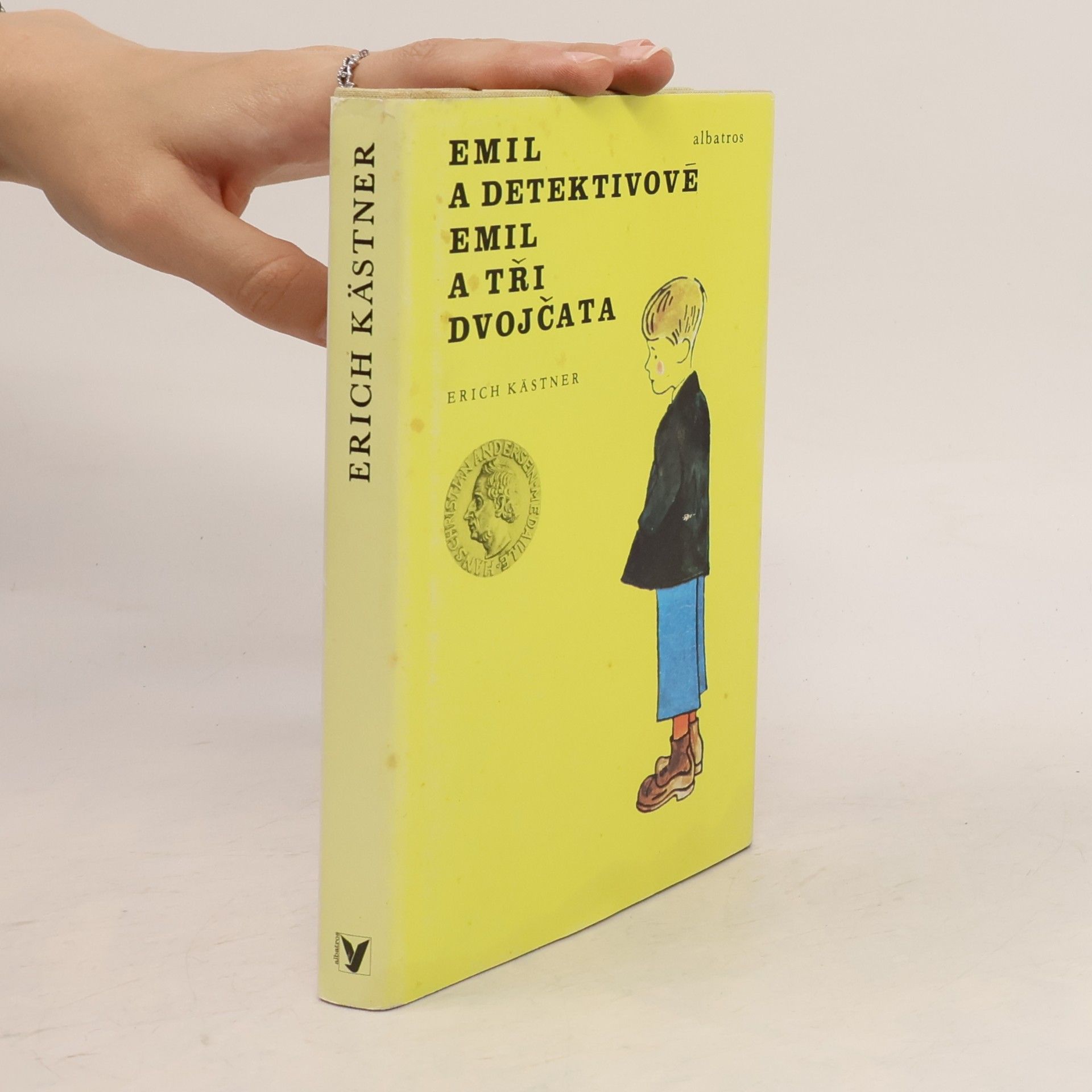 Erich Kästner Emil a detektivové. Emil a tři dvojčata