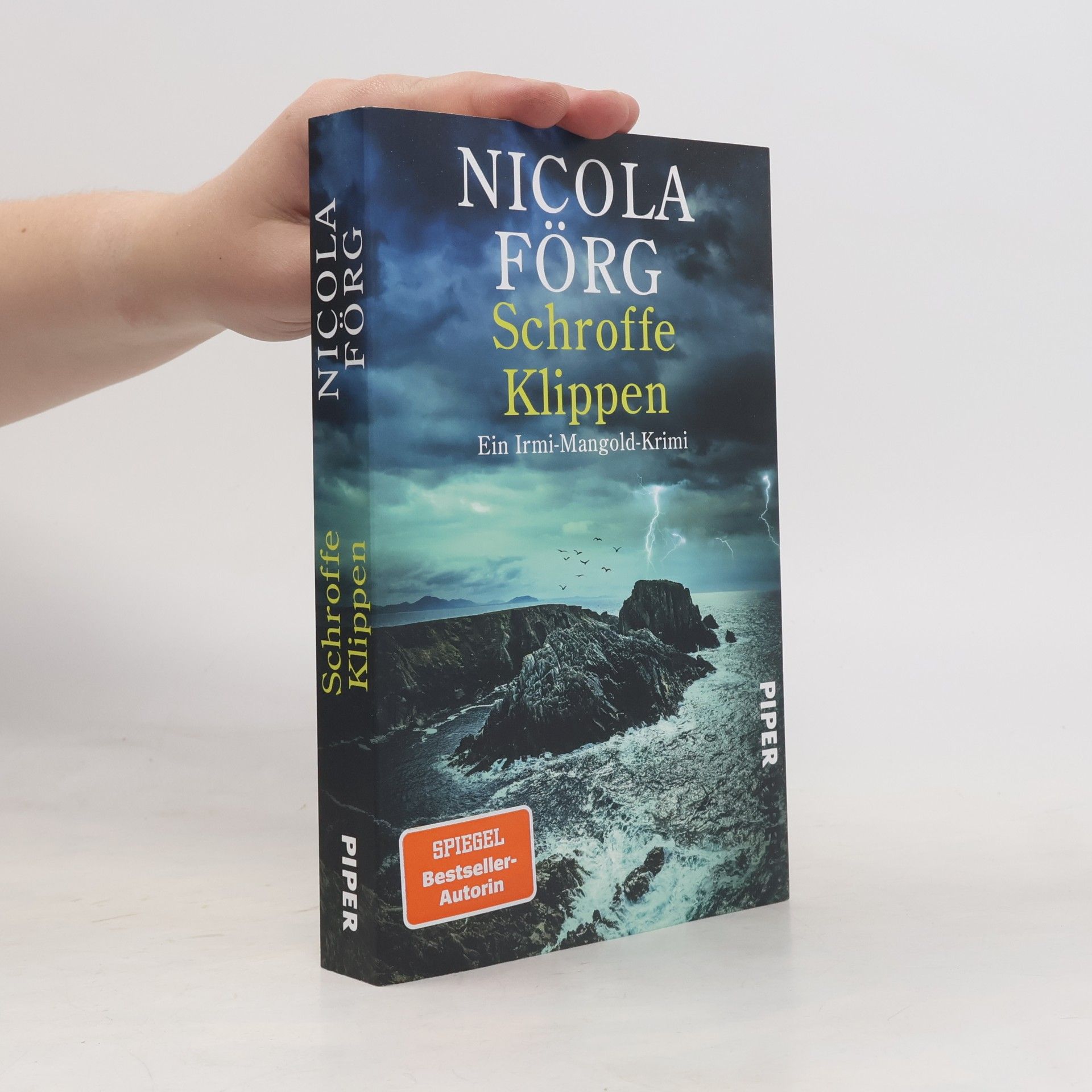 Nicola Förg Irmi-Mangold-Krimi - 17: Schroffe Klippen