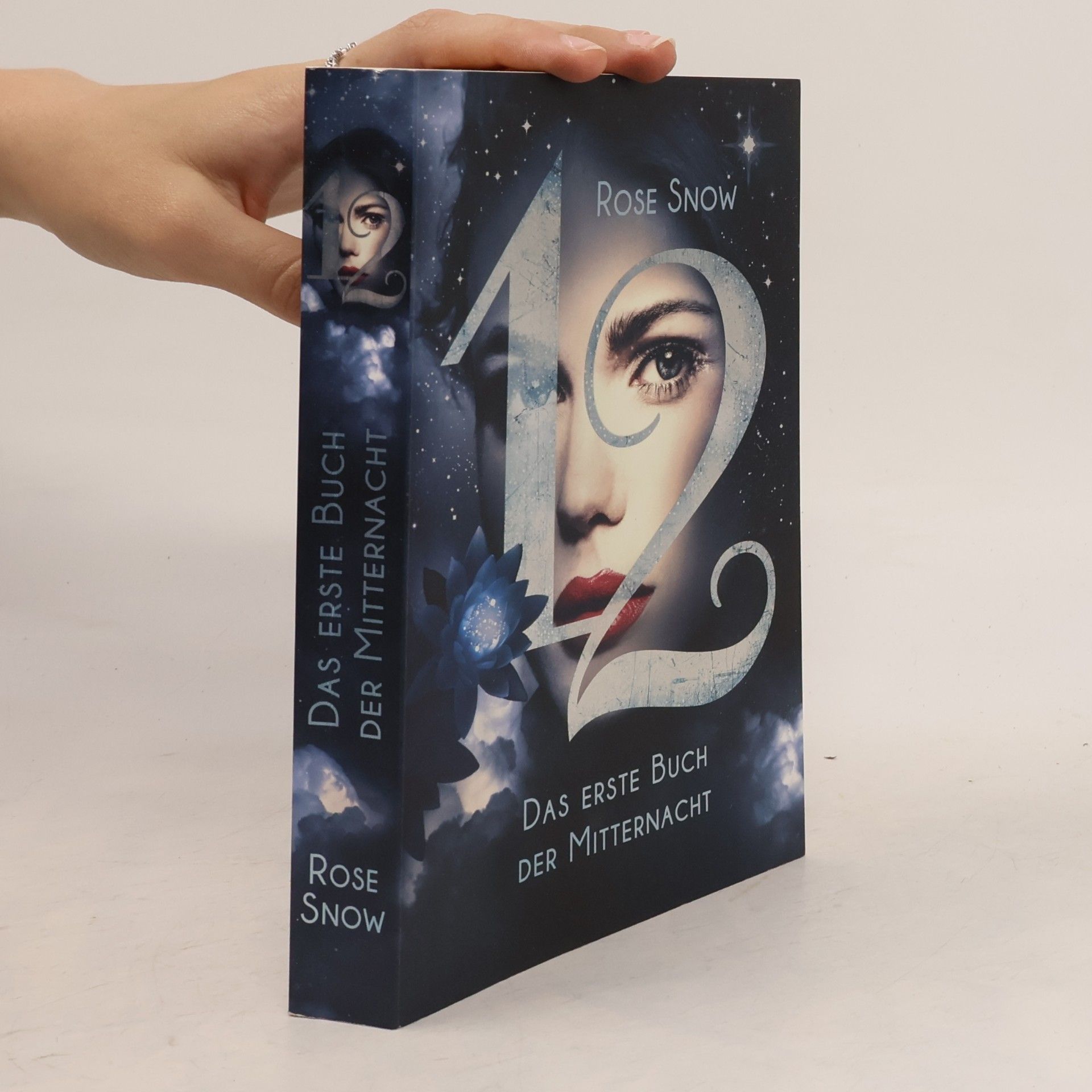 Rosie Snow Das erste Buch der Mitternacht