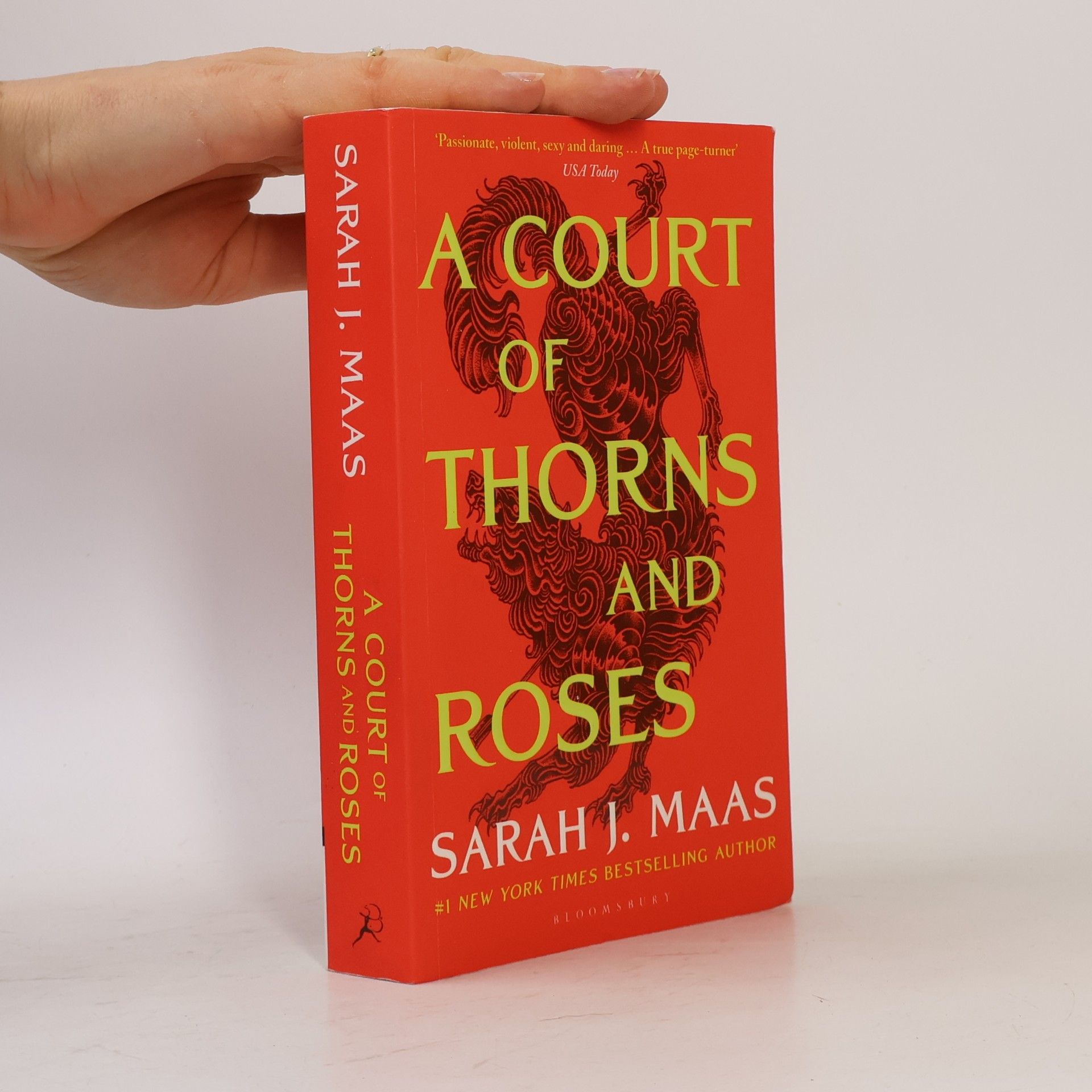 Sarah J. Maas A Court of Thorns and Roses