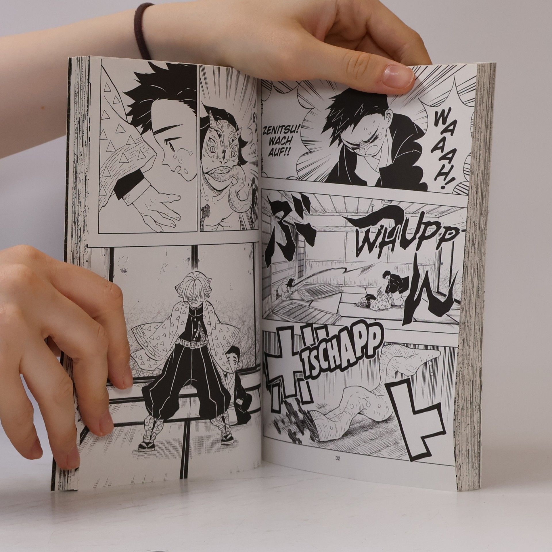 Koyoharu Gotoge Demon Slayer 3