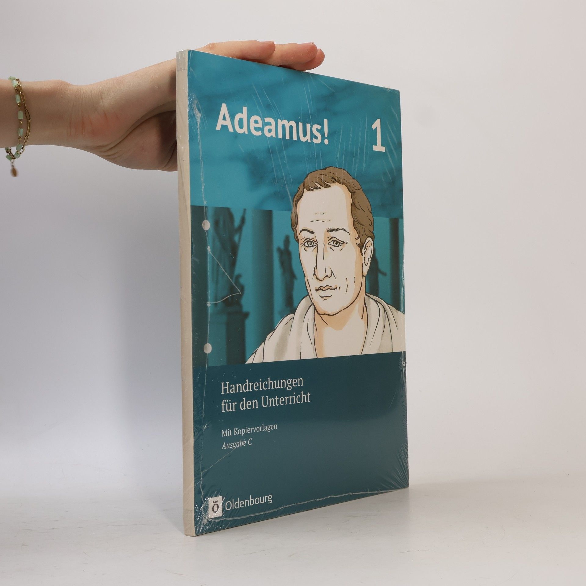 Adeamus!