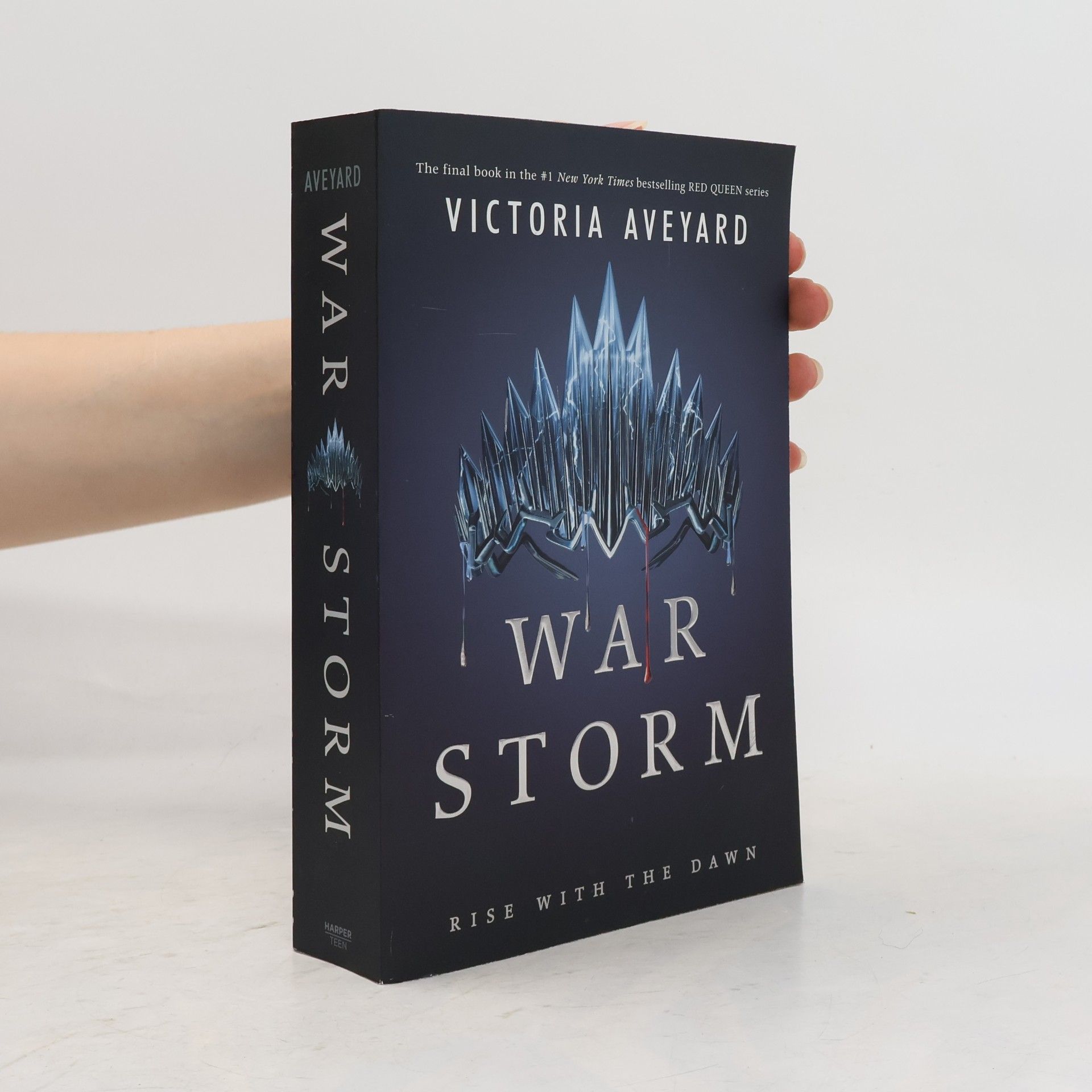 Victoria Aveyard War Storm