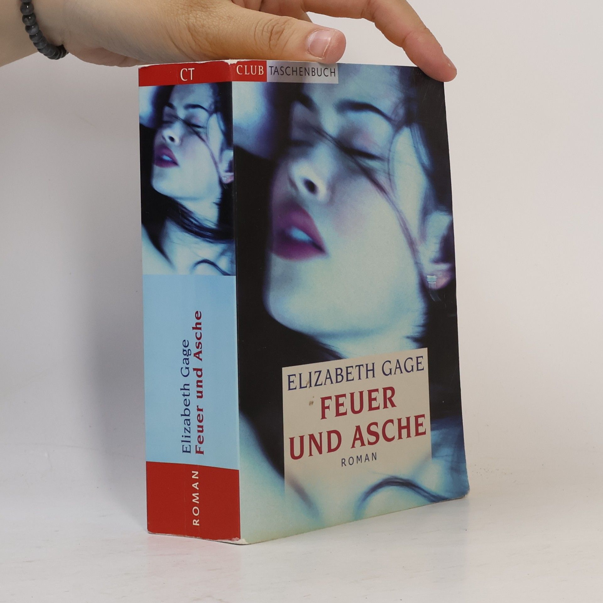 Elizabeth Gage Feuer und Asche