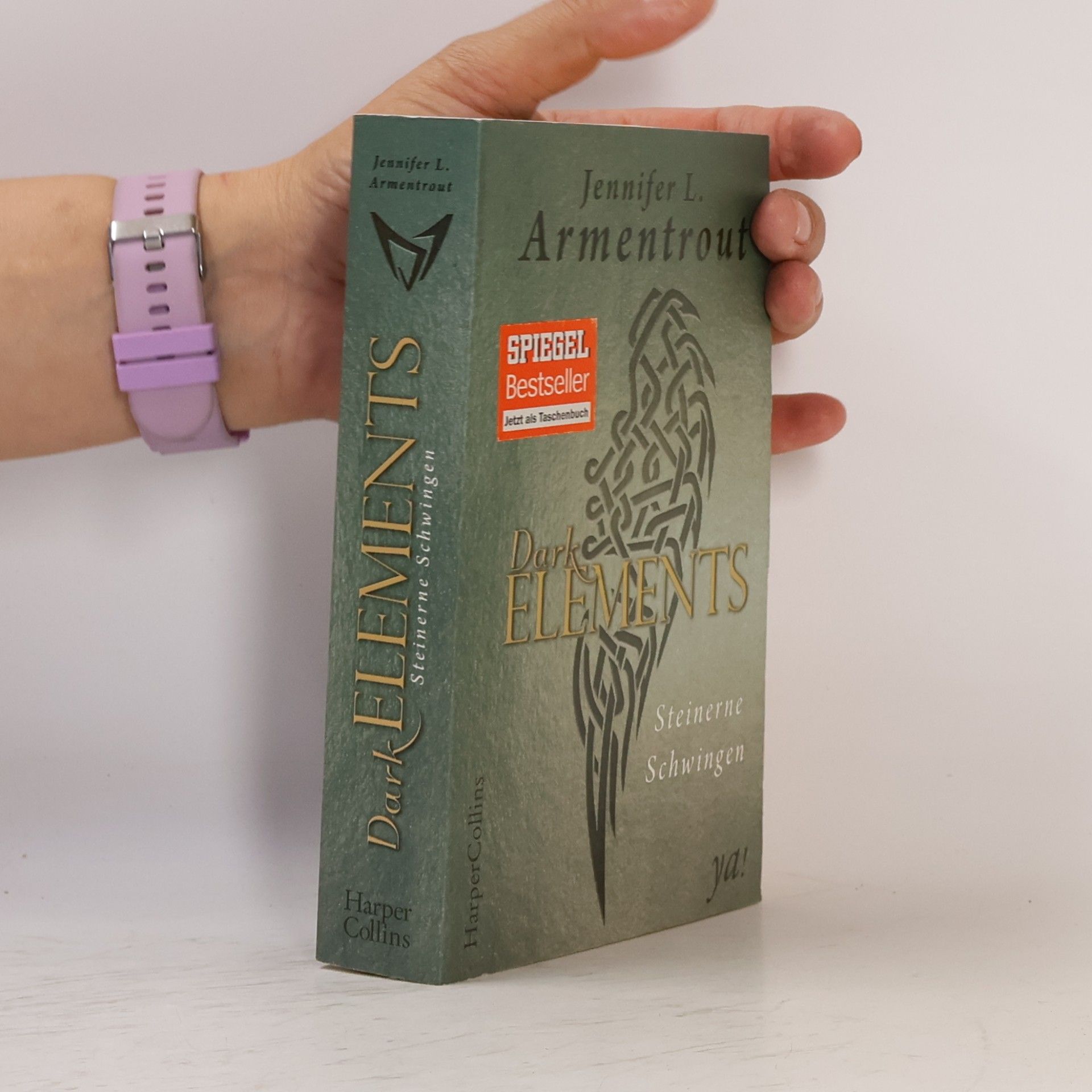 Jennifer Armentrout Dark elements. Steinerne Schwingen