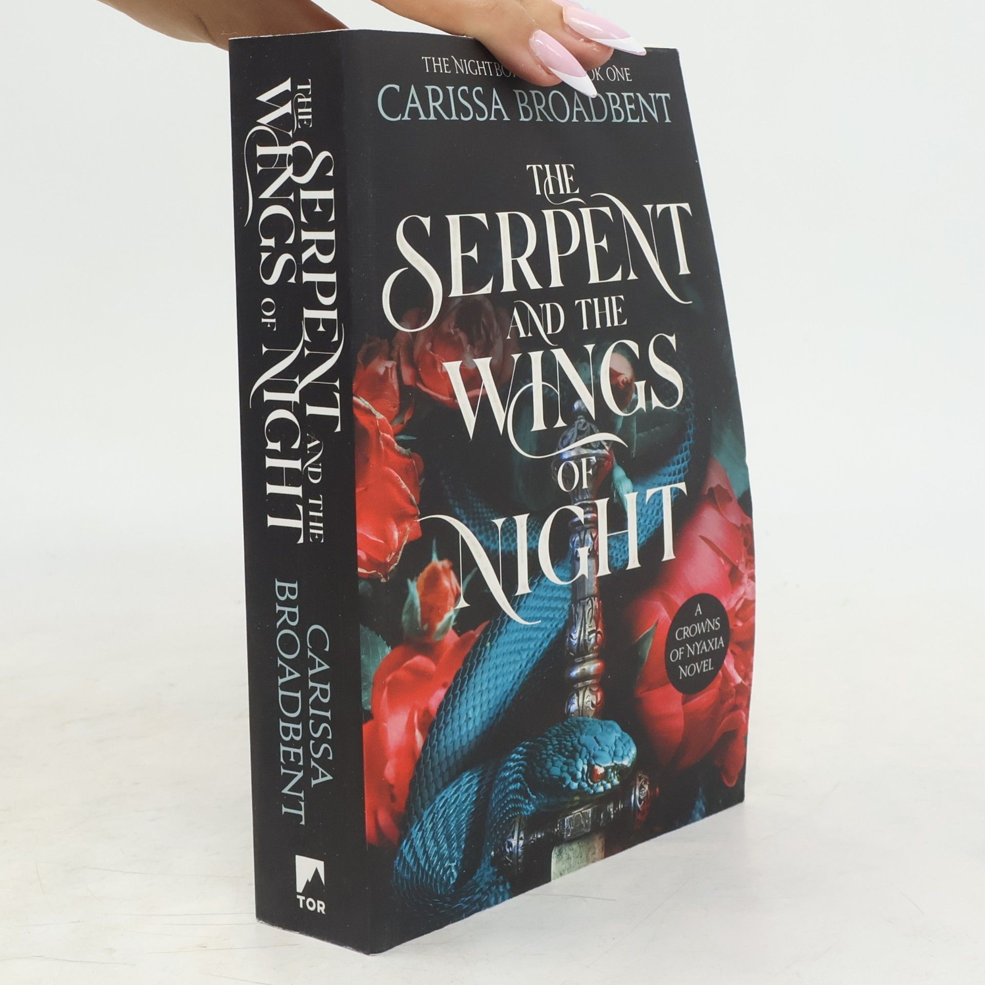 Carissa Broadbent The Serpent and the Wings of Night