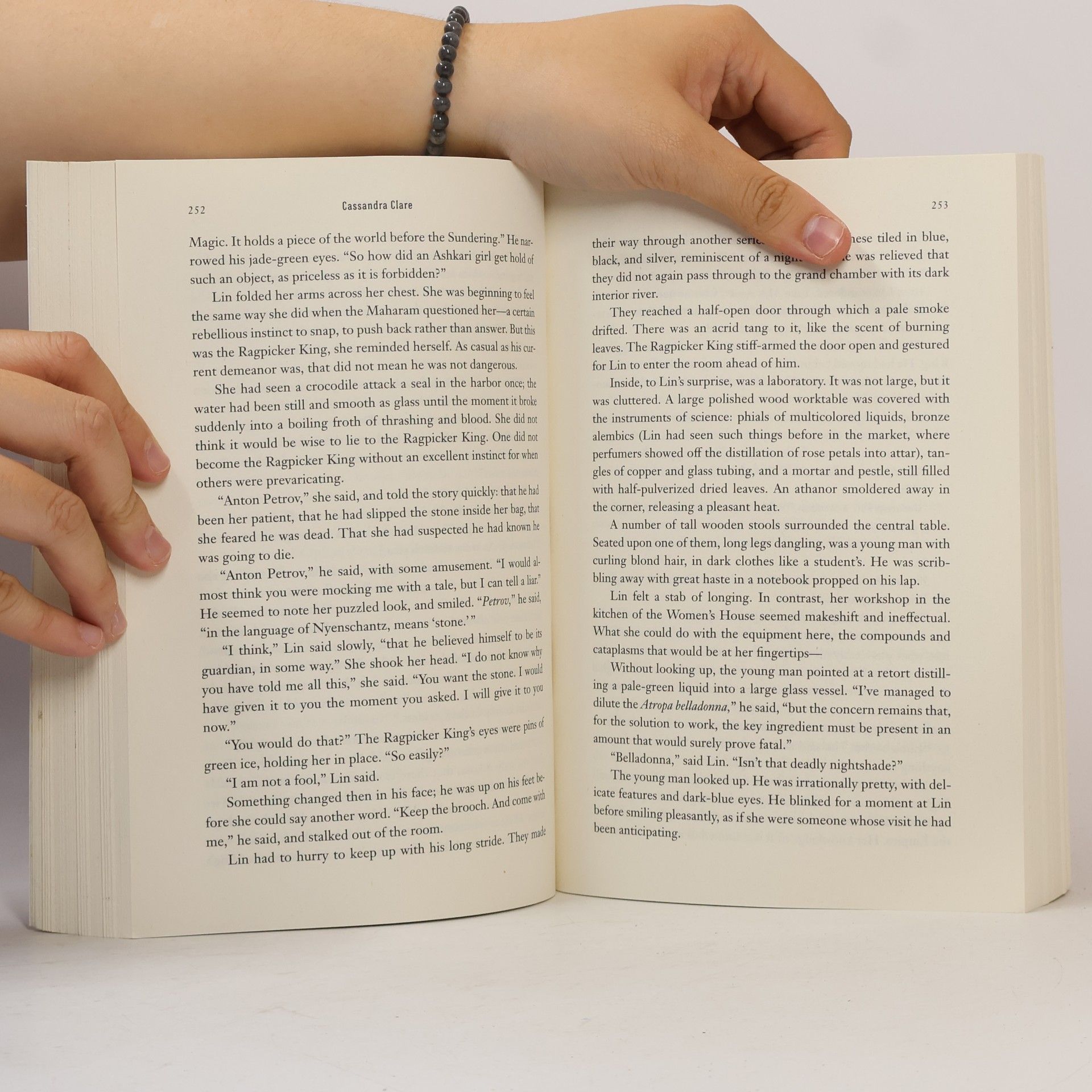 Cassandra Clare Sword Catcher