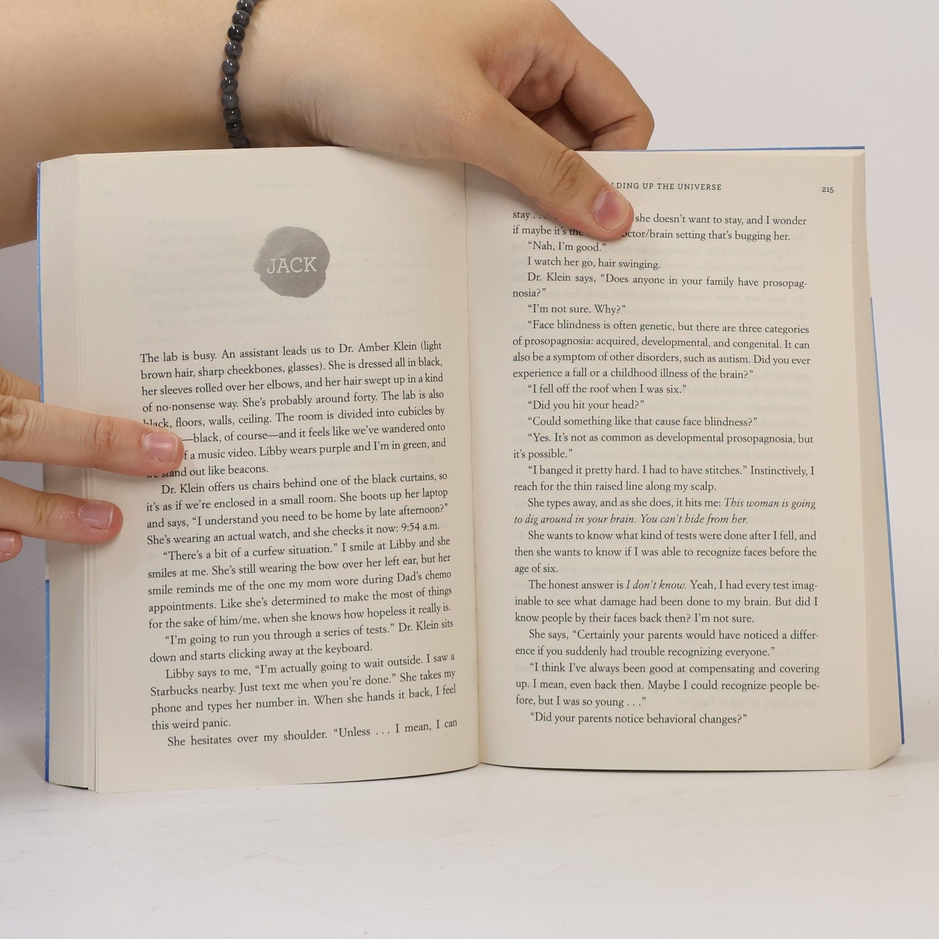 Jennifer Niven Holding Up the Universe