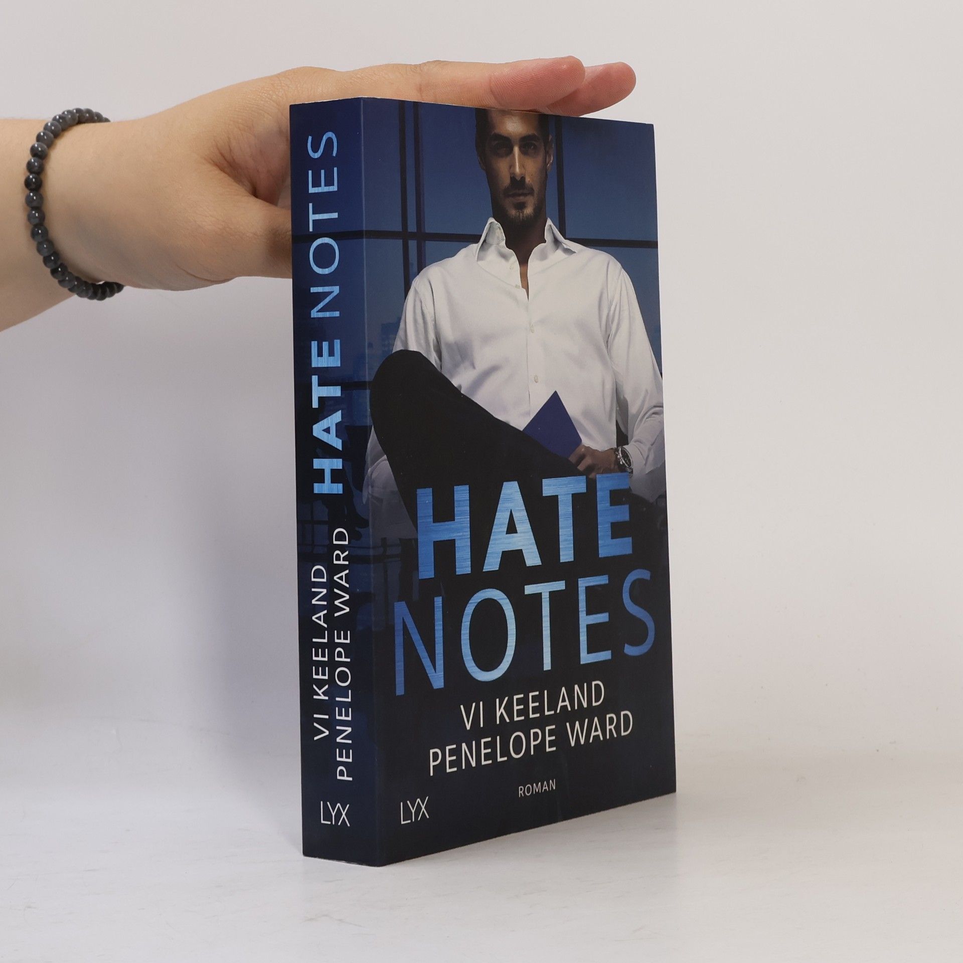 Vi Keeland Hate Notes