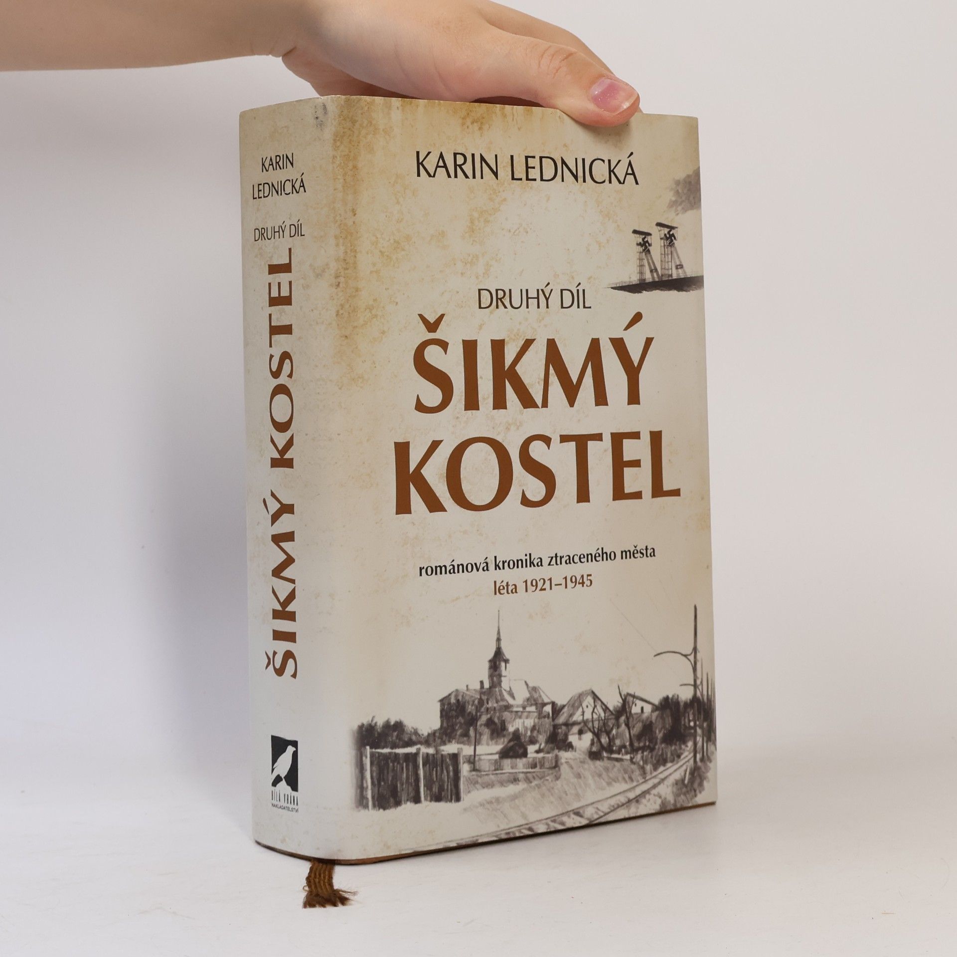 Karin Lednická Šikmý kostel 2
