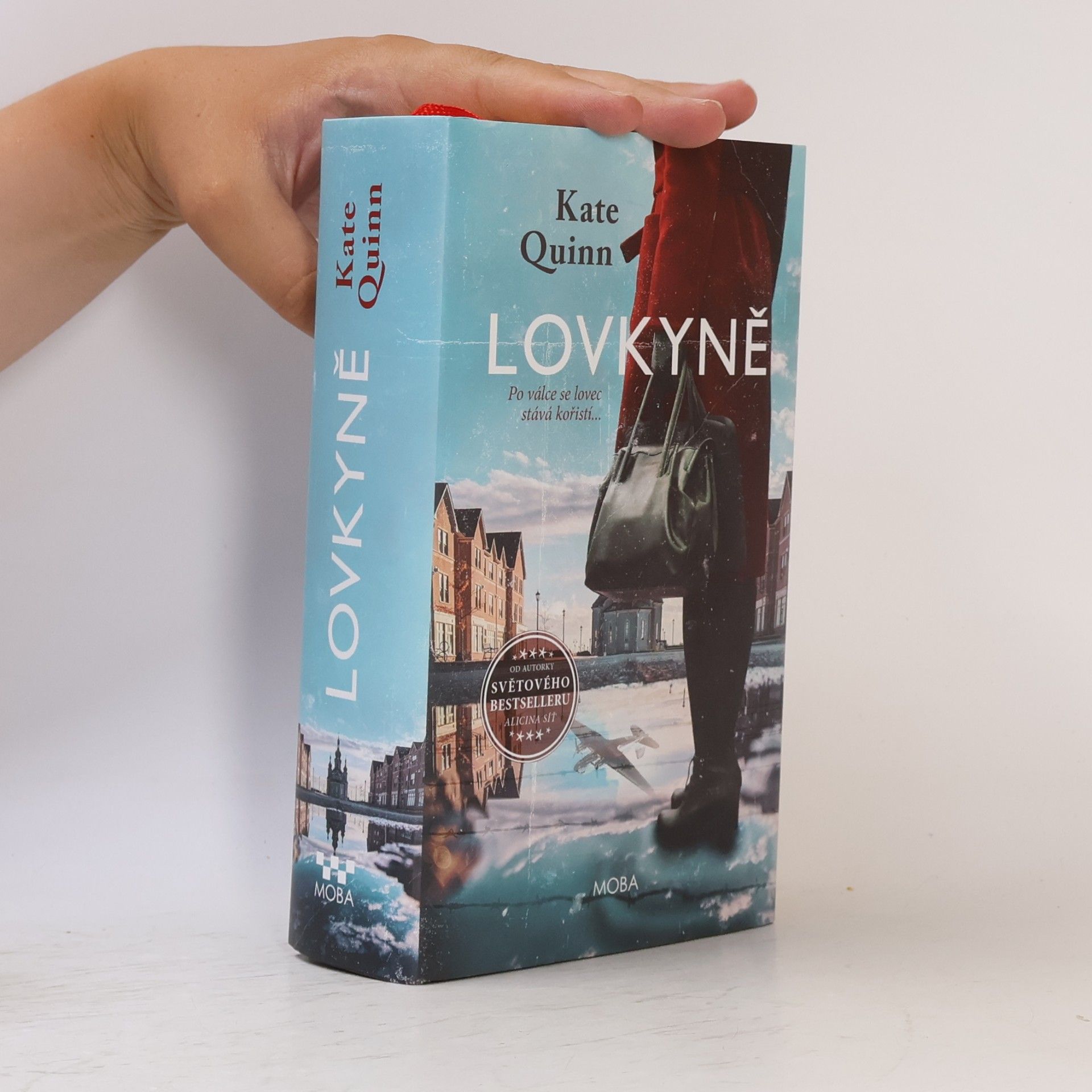 Kate Quinn Lovkyně