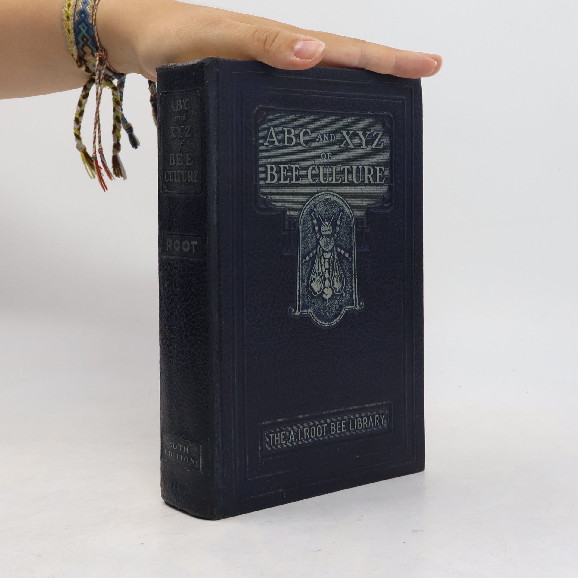 Various authors ABC and XYZ de Bee Culture