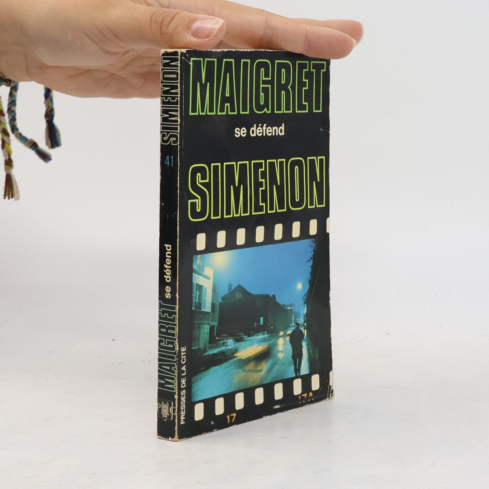Georges Simenon Maigret se defend