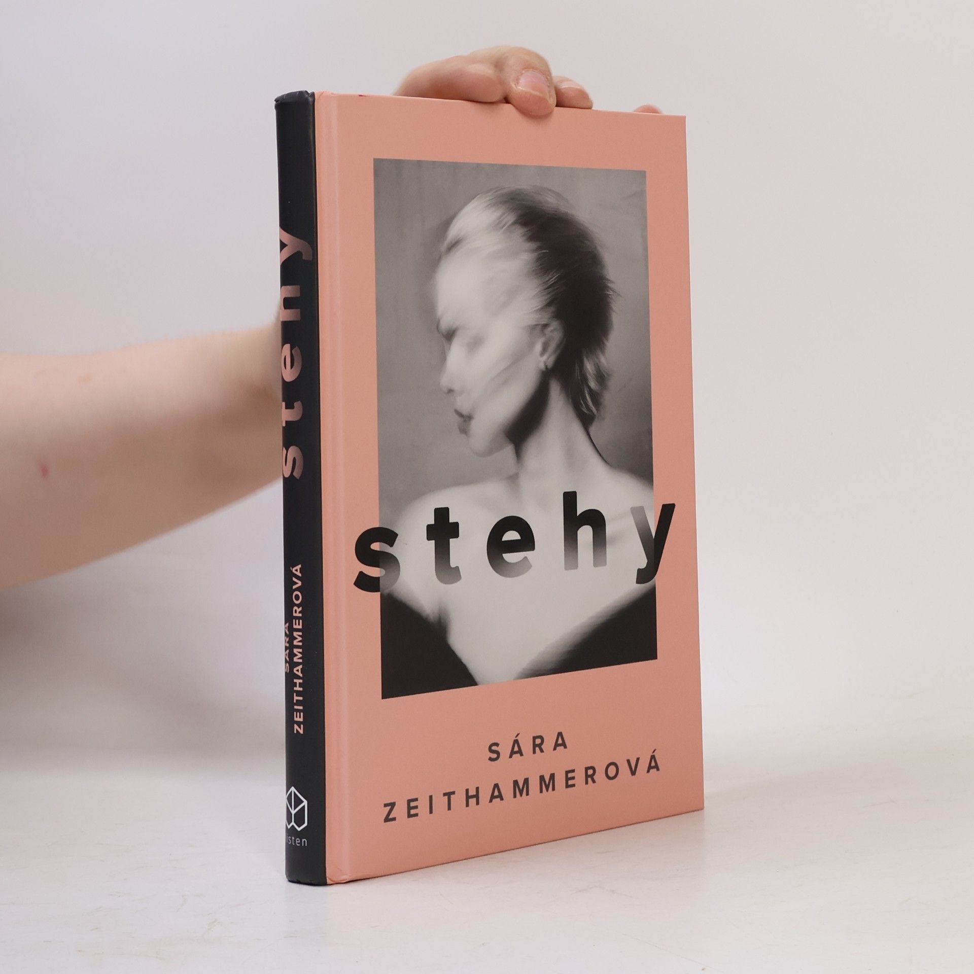 Sára Zeithammerová Stehy