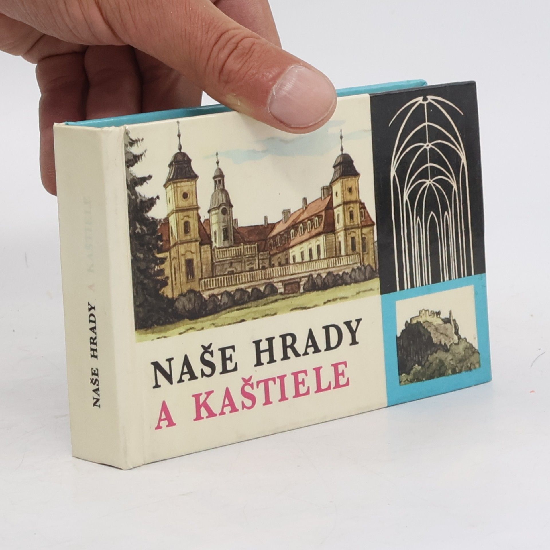 Naše hrady a kaštiele
