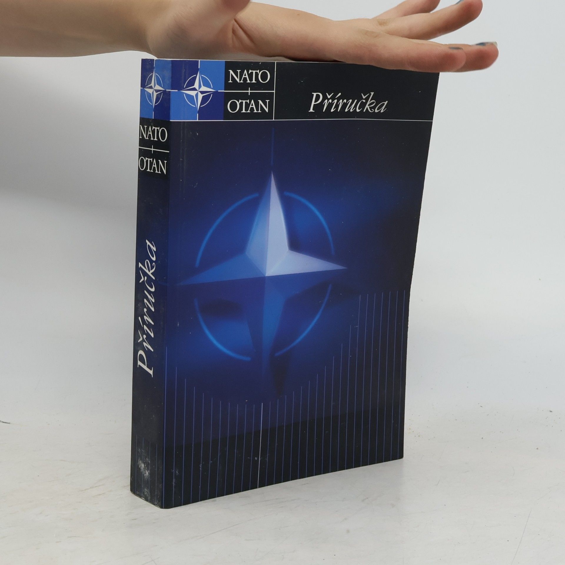 Kolektiv autorů Příručka NATO