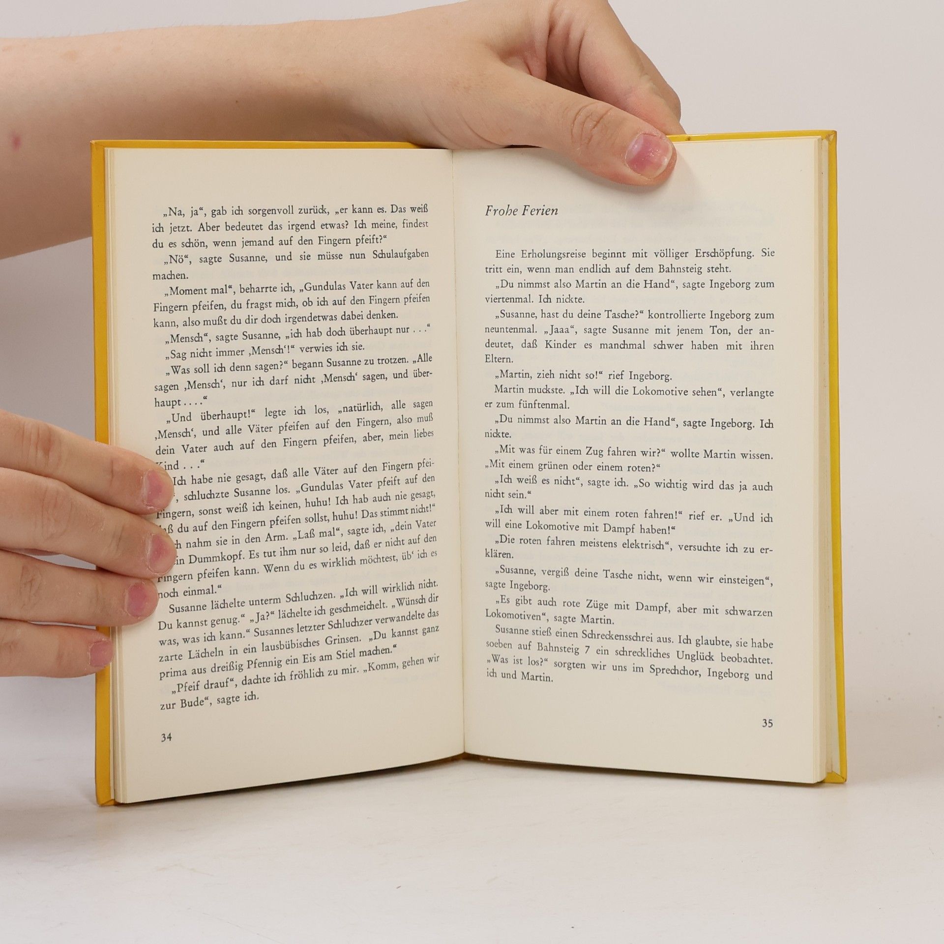 Autores varios Bei uns zu Haus