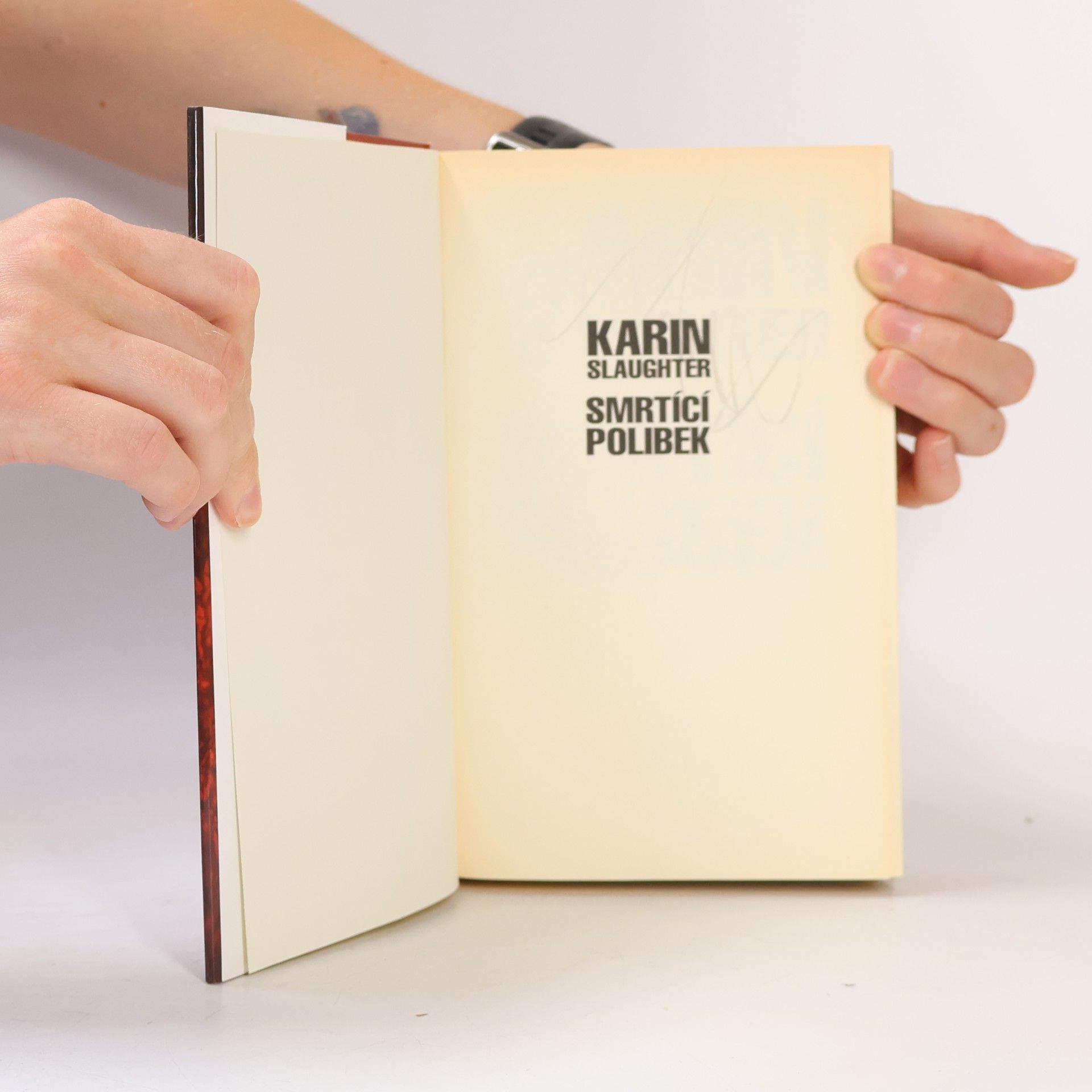 Karin Slaughter Smrtící polibek